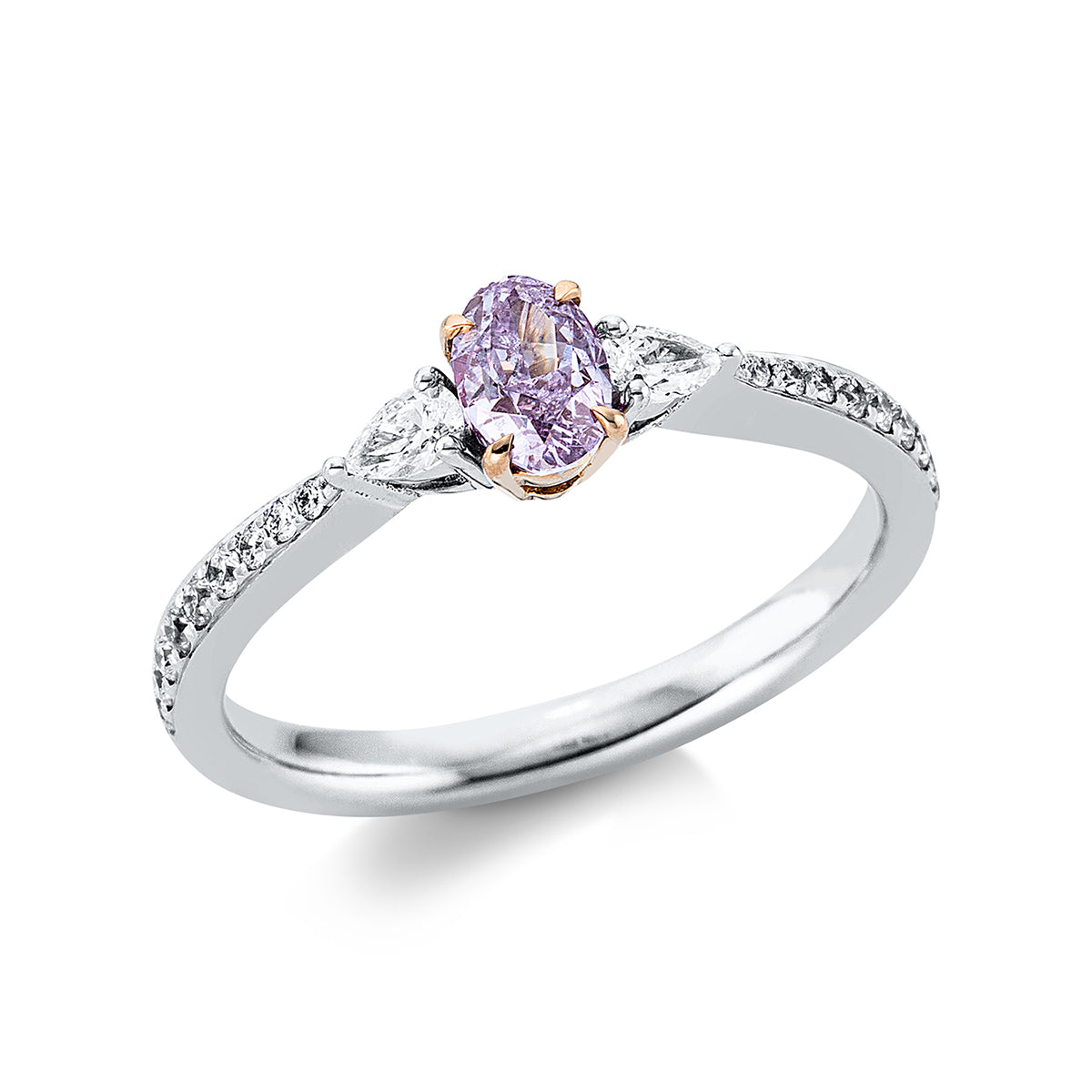 oval fancy colored diamond ring in whitegold / rosegold