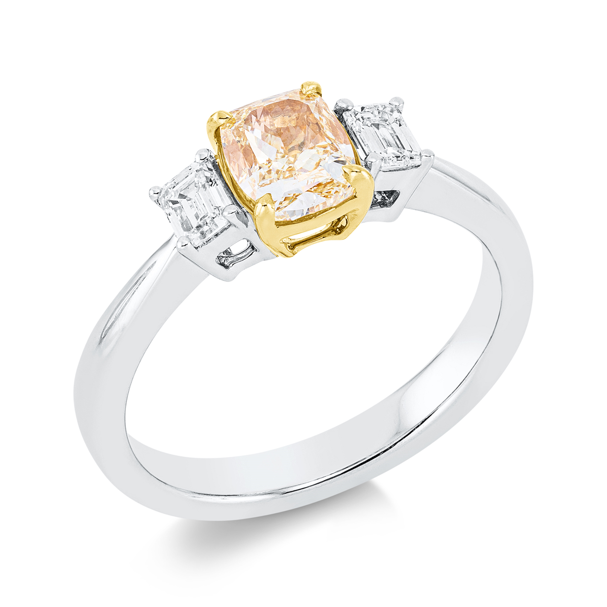 emerald cut fancy colored diamond ring in yellow gold platinum 950