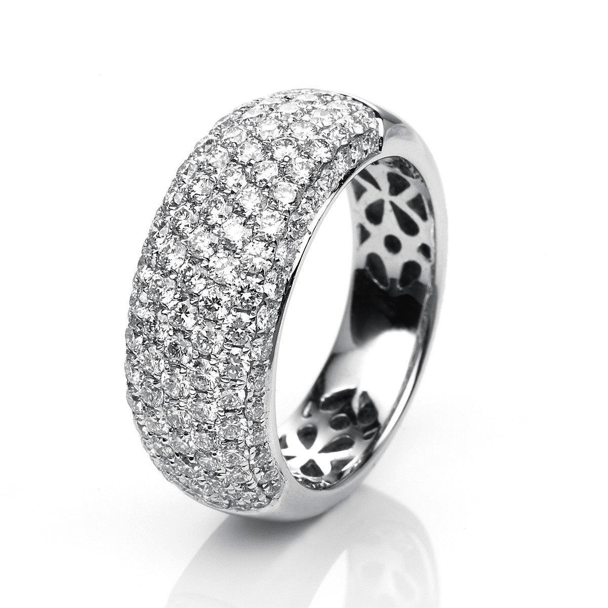 diamond full cut pavé ring in white gold