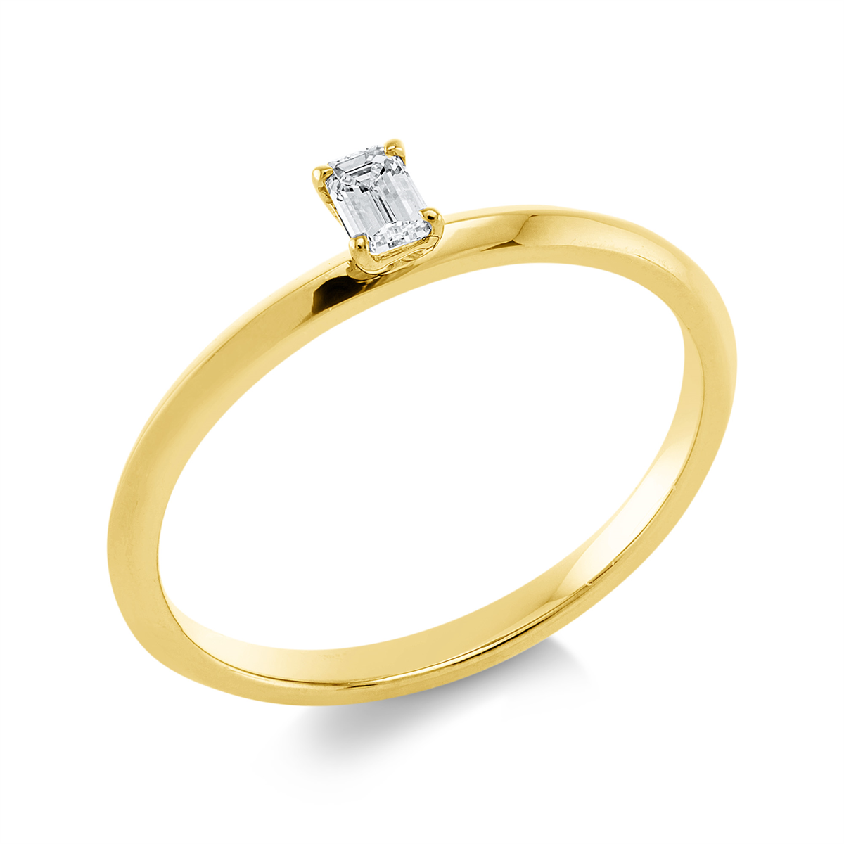 emerald cut solitaire ring in yellow gold