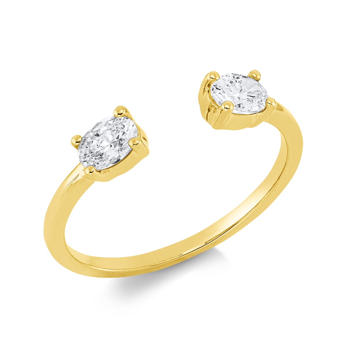 oval modern woman ring in yellow gold