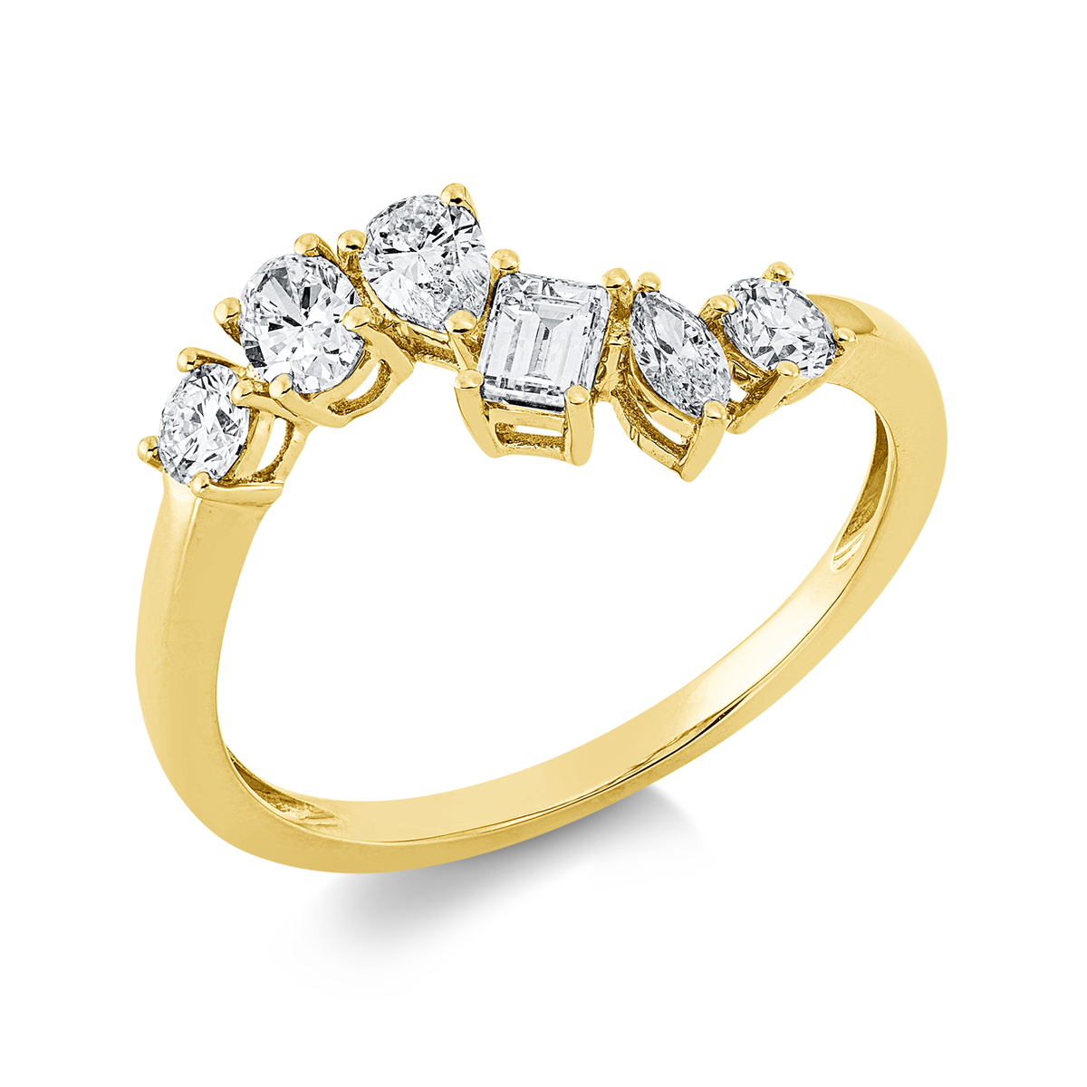 diamond full cut baguette ring in yellow gold