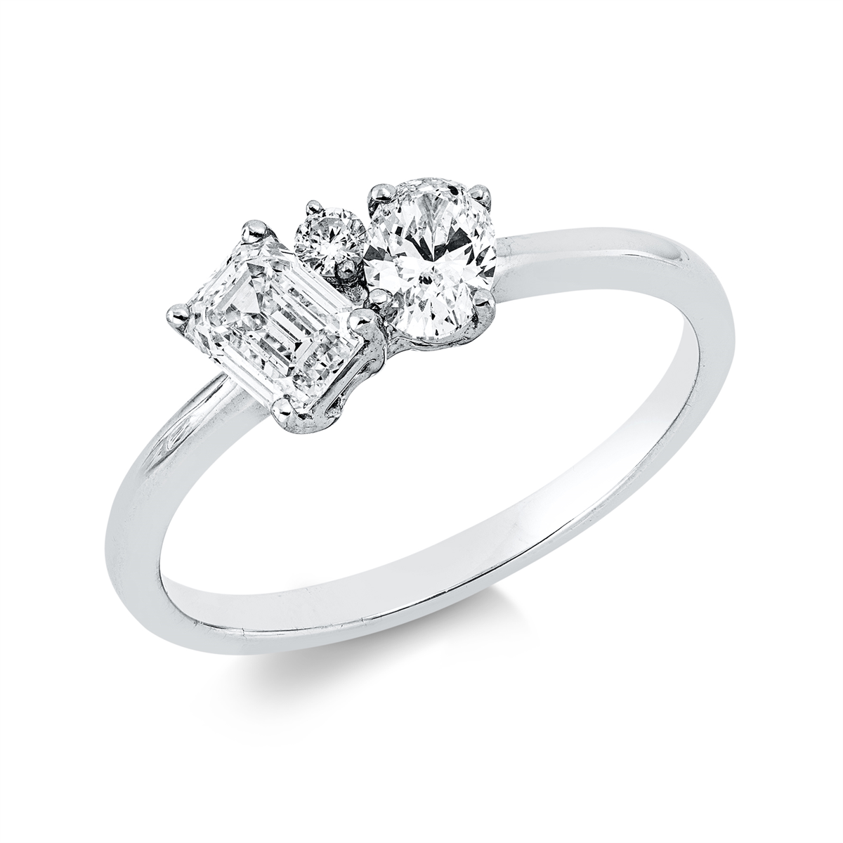 diamond full cut modern woman ring in white gold