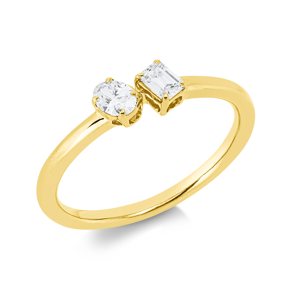 emerald cut solitaire with accent stones ring in yellow gold