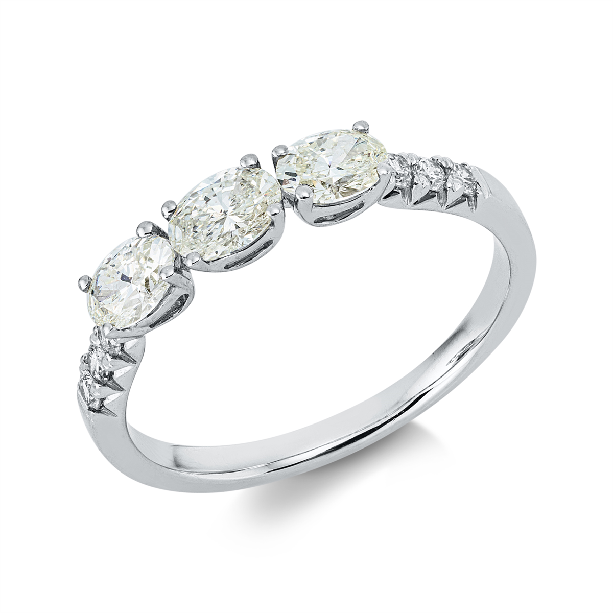 diamond full cut modern woman ring in white gold