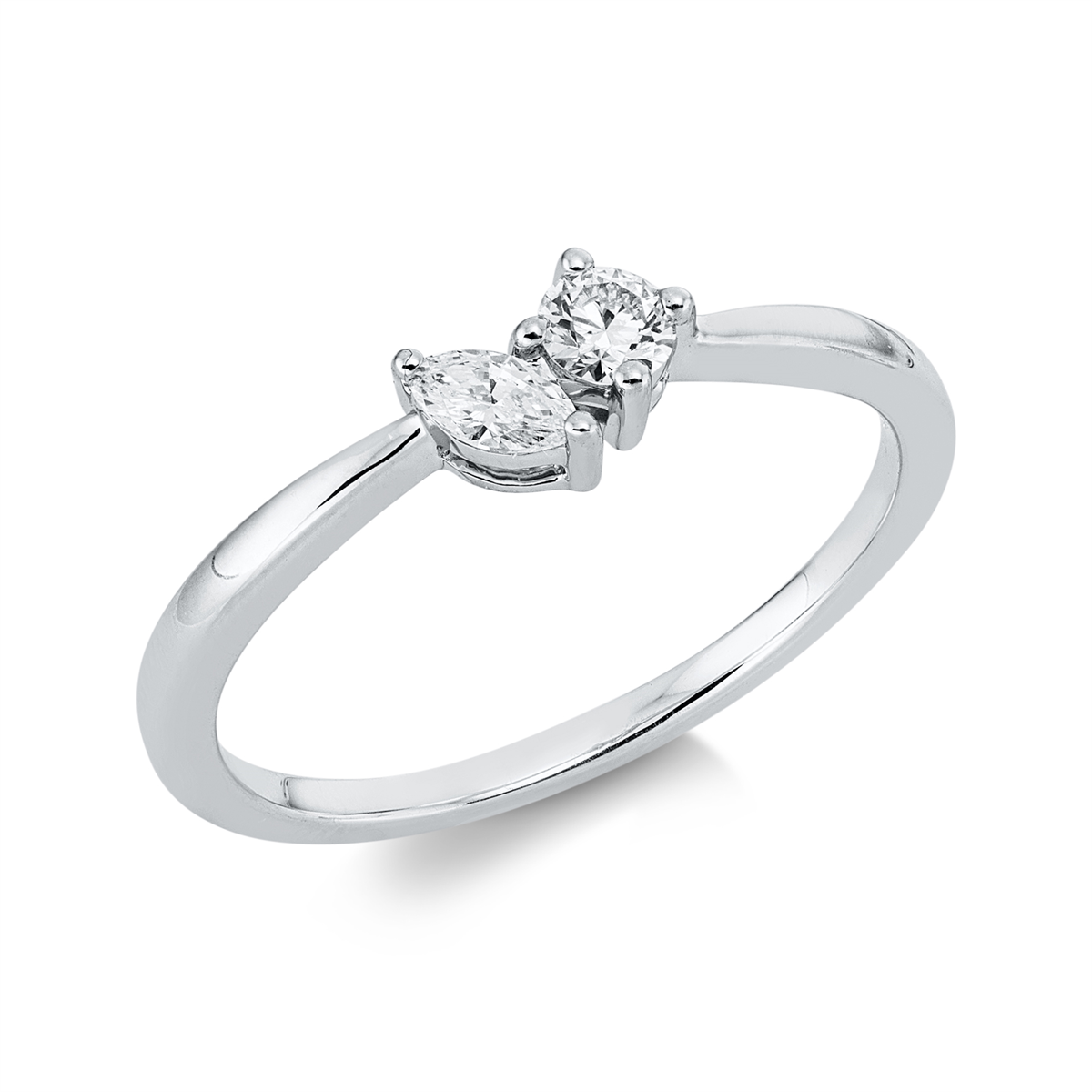 diamond full cut modern woman ring in white gold