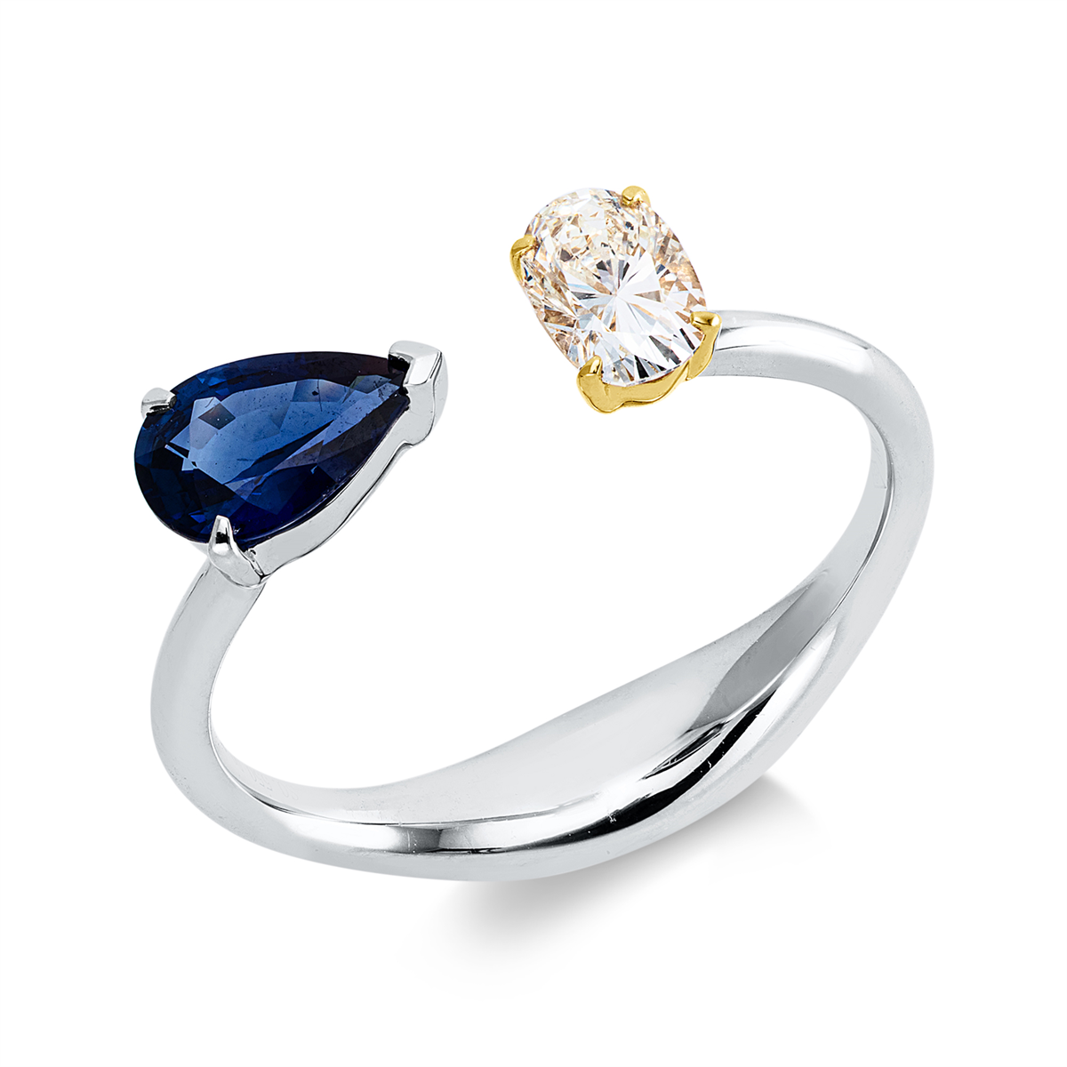 oval sapphire colored stone classic ring in white gold / yellow gold