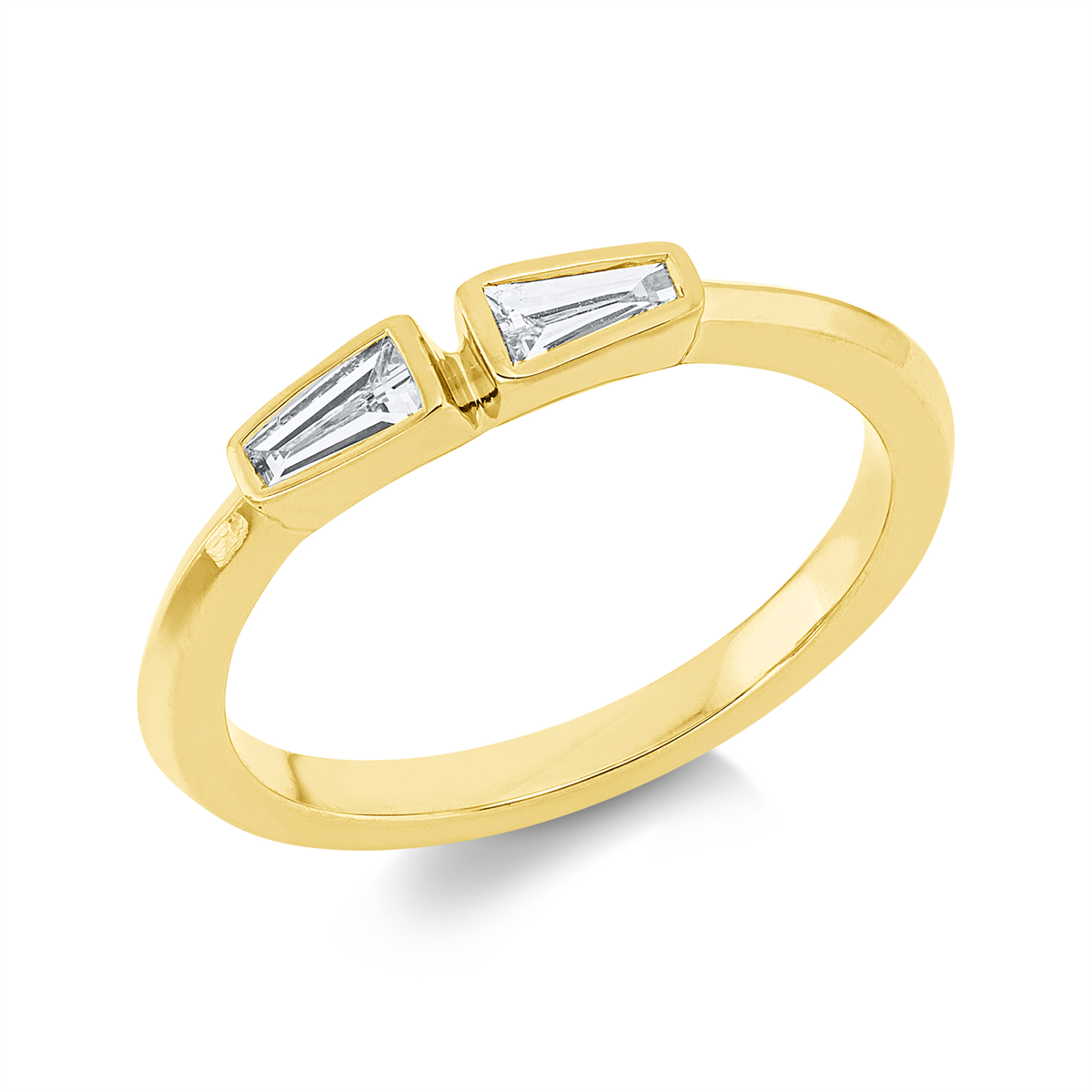 taper baguette ring in yellow gold