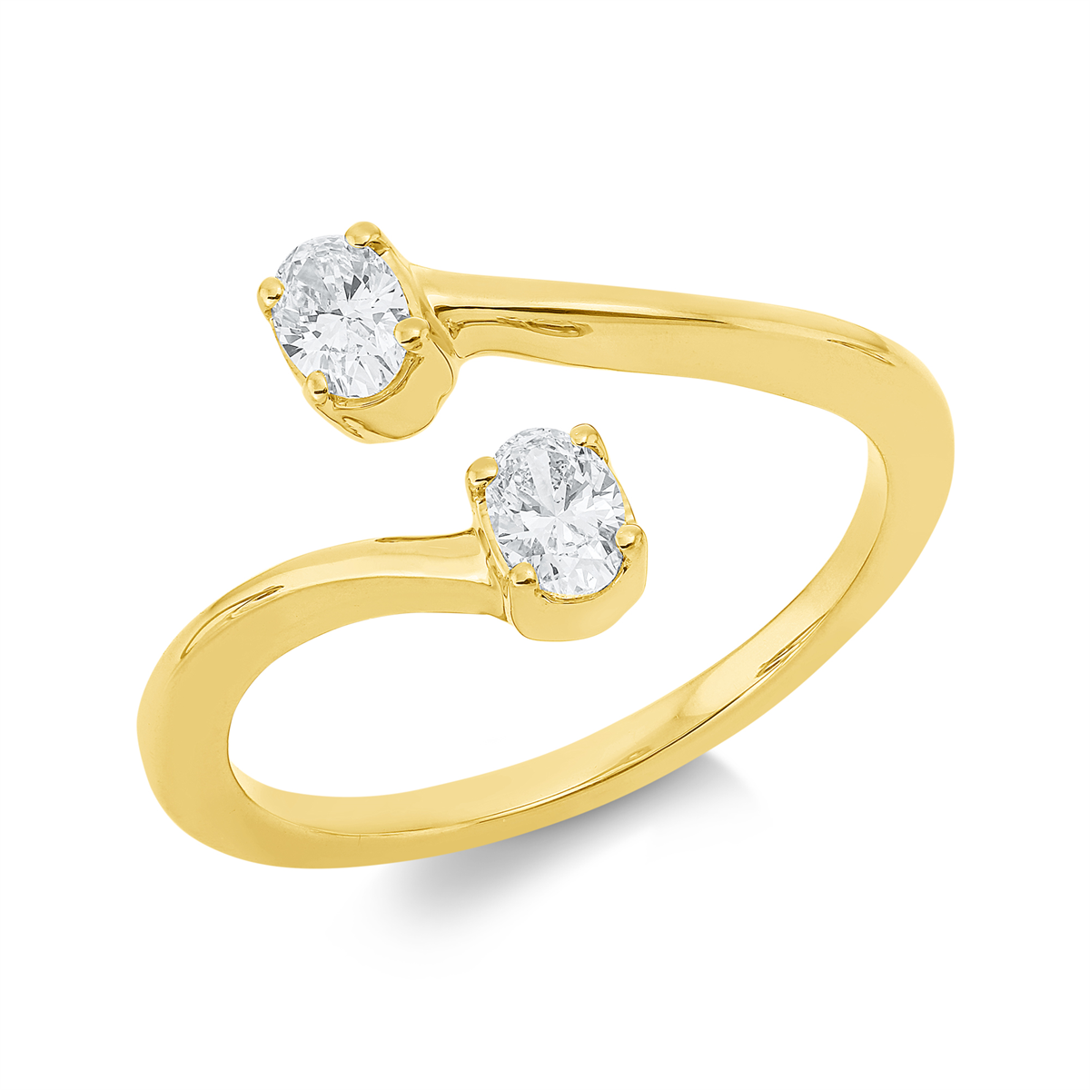 oval modern woman ring in yellow gold