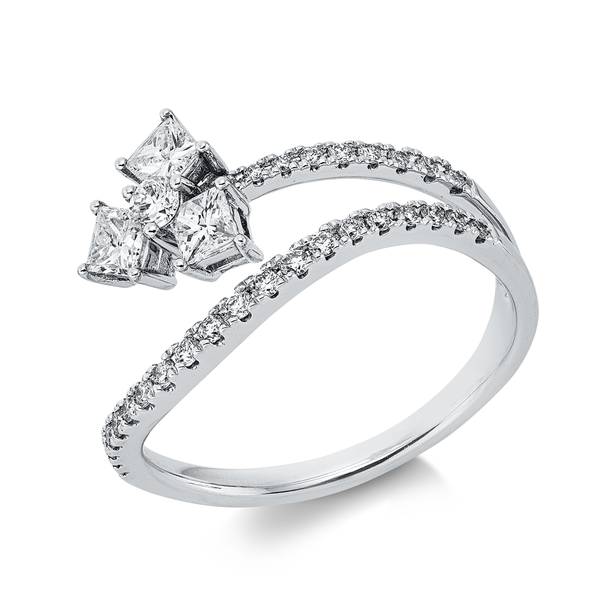 diamond full cut modern woman ring in white gold