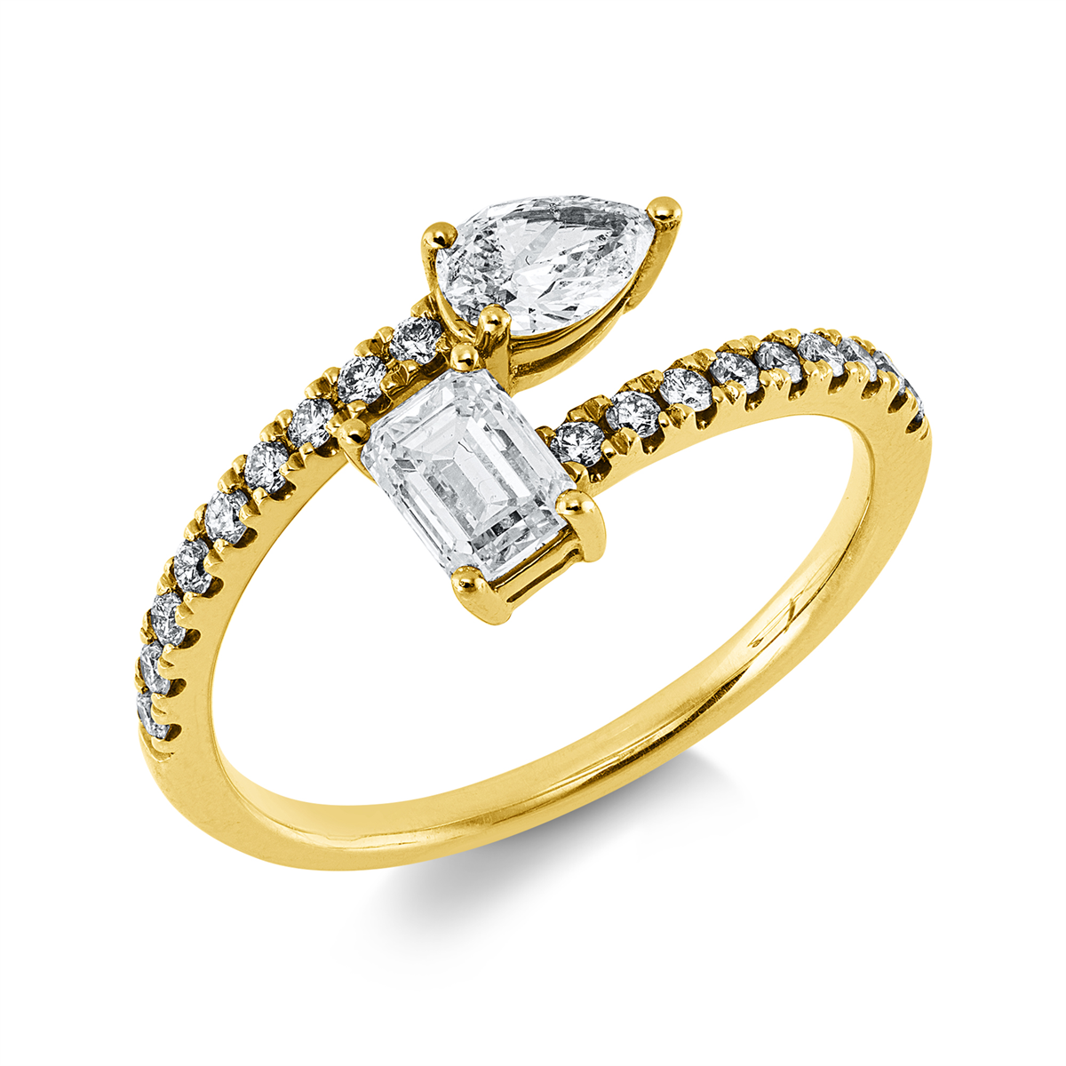 diamond full cut modern woman ring in yellow gold