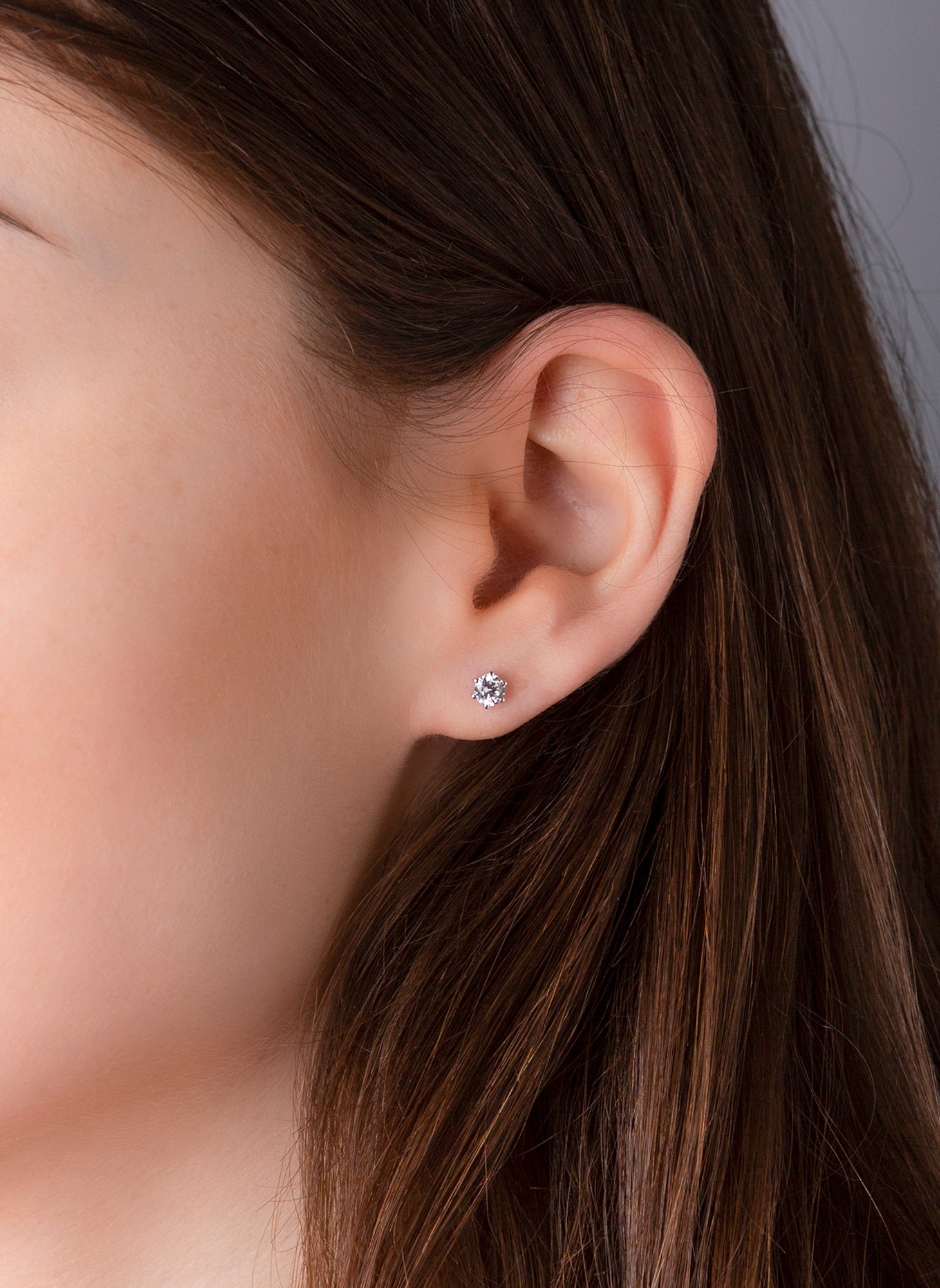 solitaire studs - 2A990