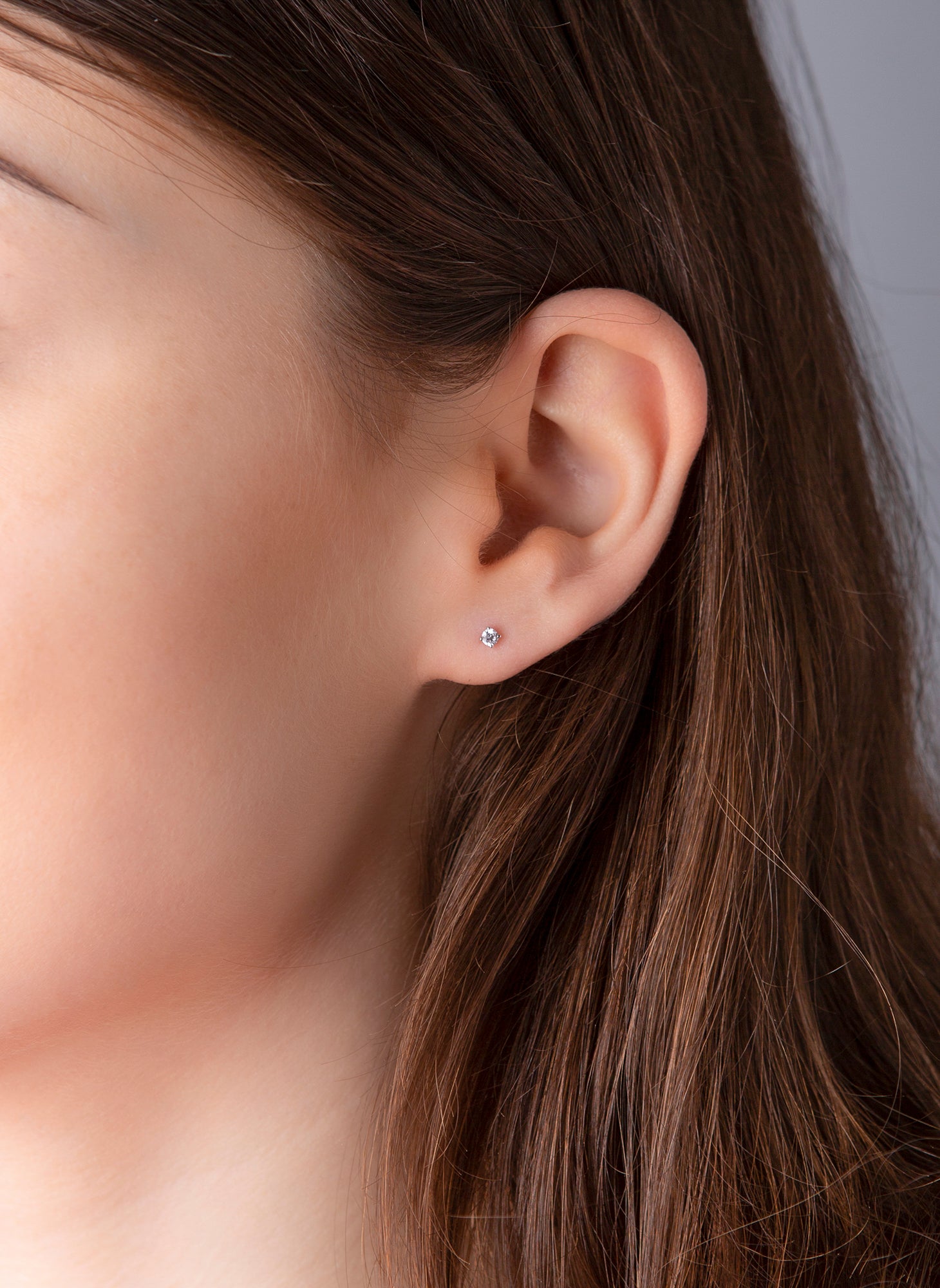 solitaire studs - 2A994