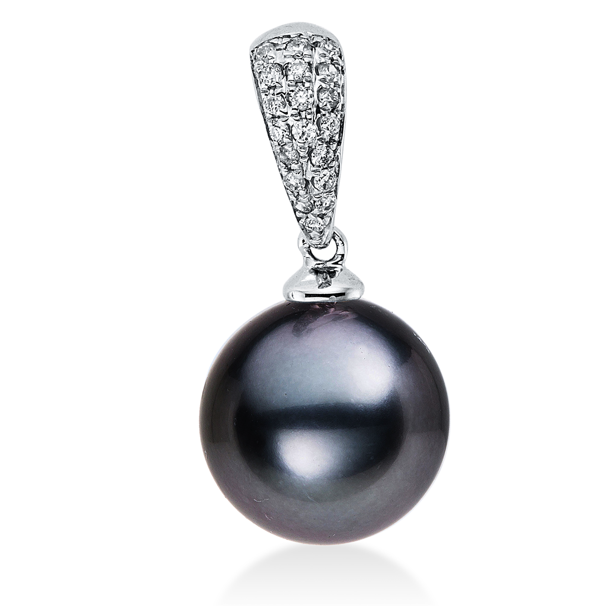 diamond full cut pearl pendant in white gold