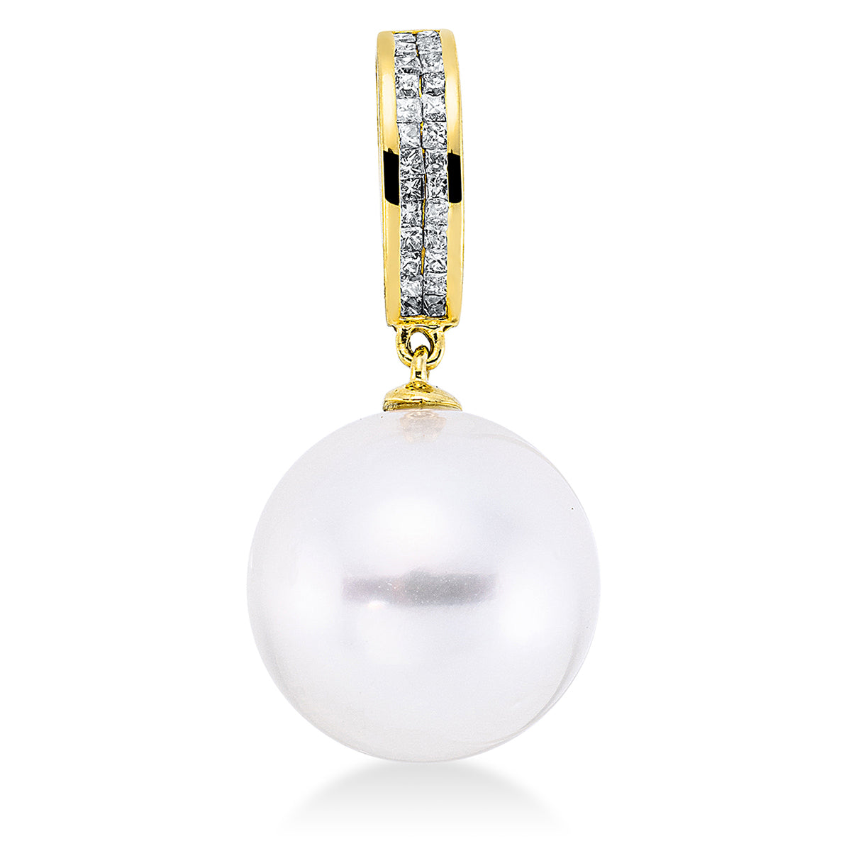 princess pearl pendant in yellow gold