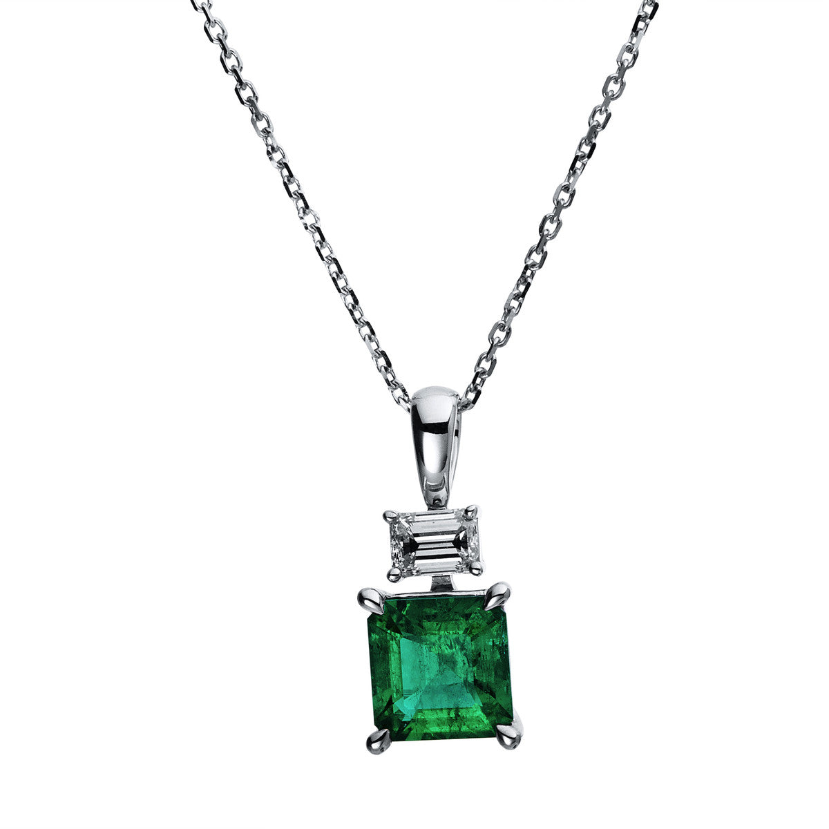 baguette emerald colored stone classic necklace in white gold