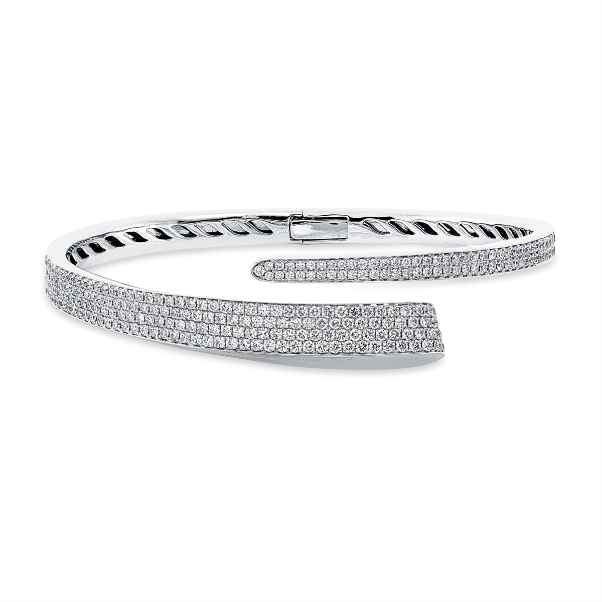 diamond full cut pavé bangle in white gold
