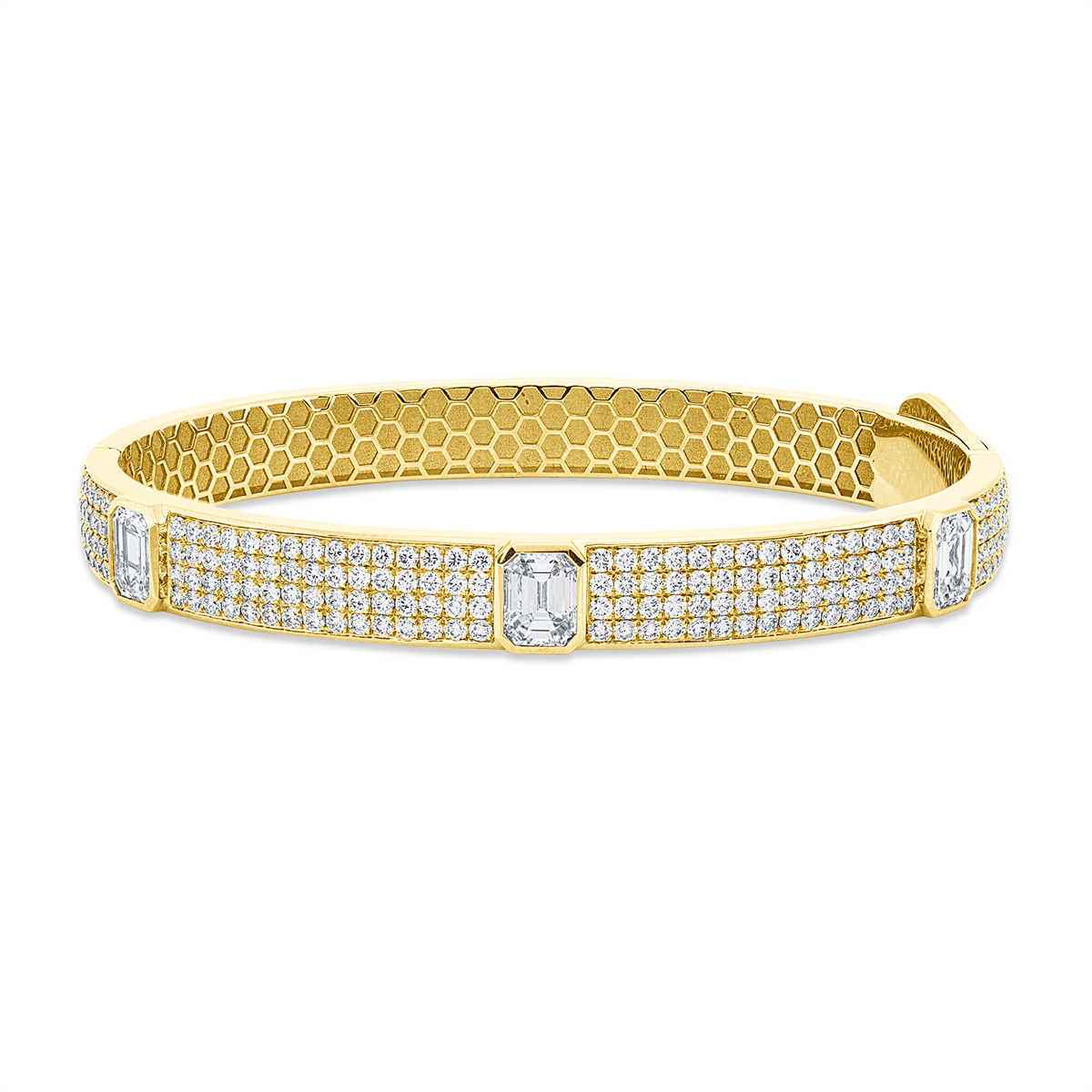 diamond full cut exclusive bangle in yellow gold