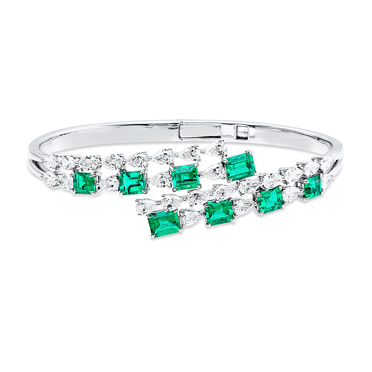 pear shape emerald colored stone classic bangle in white gold