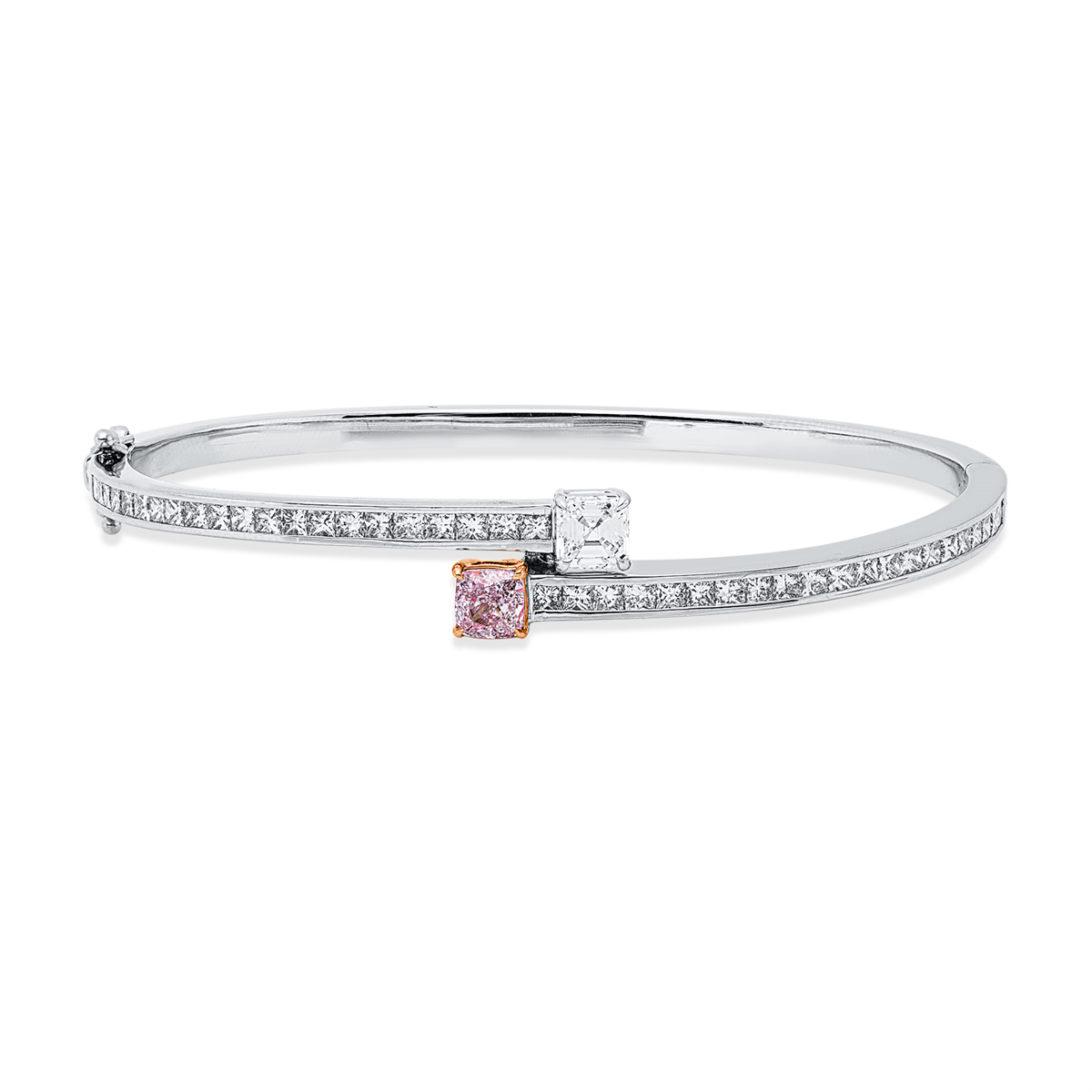 diamond full cut fancy colored diamond bangle in whitegold / rosegold