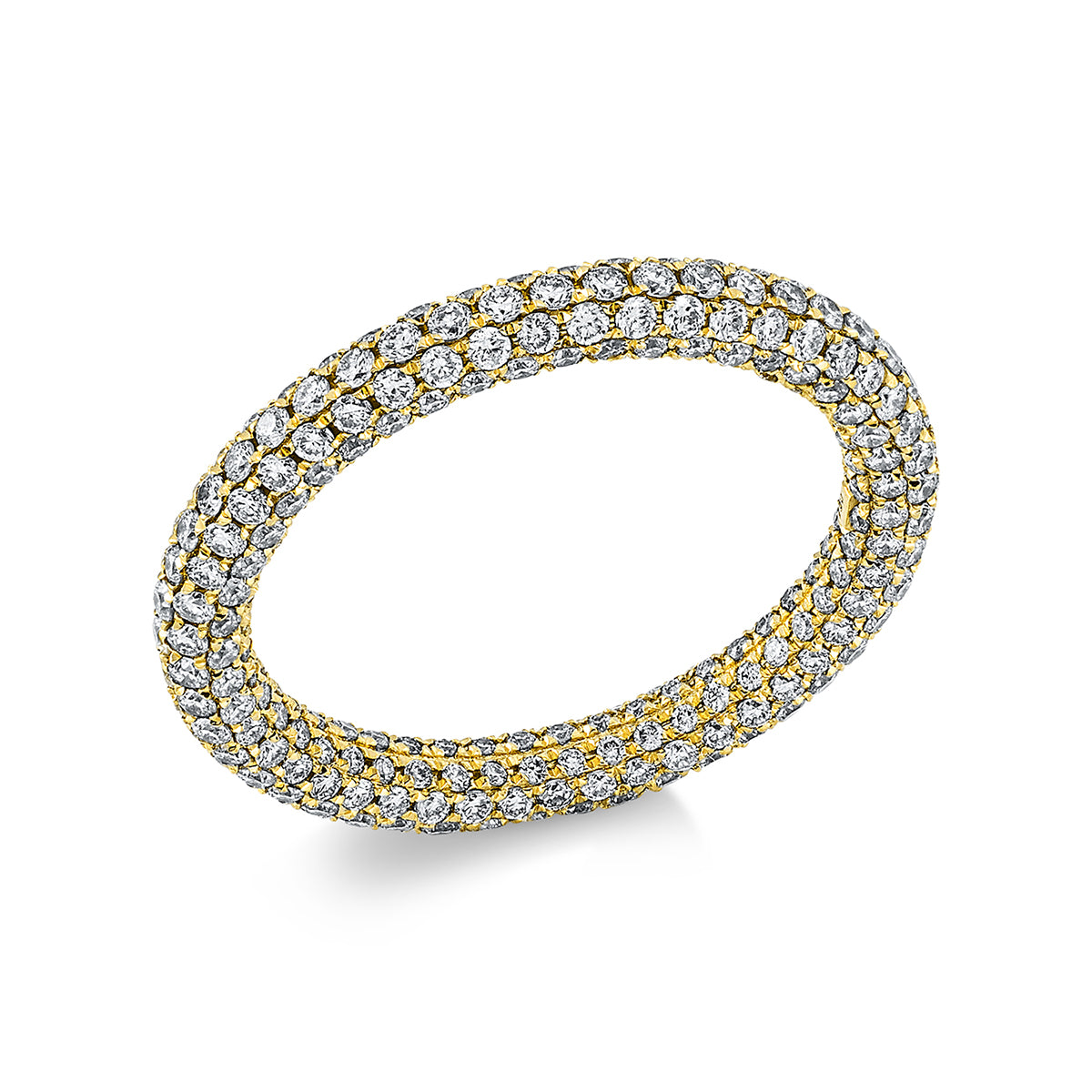 diamond full cut  pavé ring in yellow gold