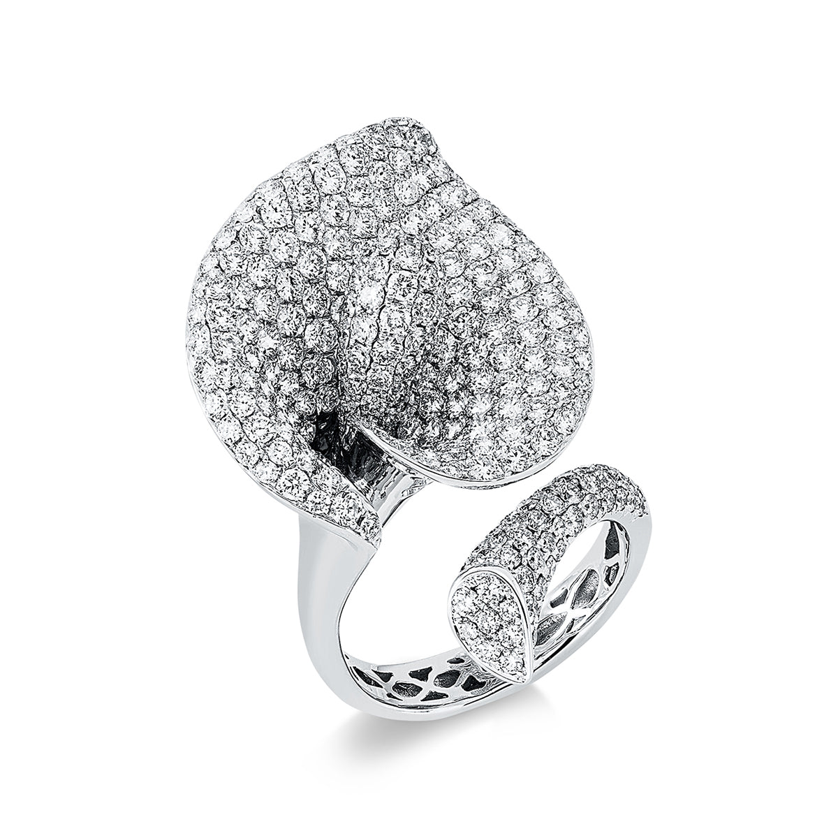 diamond full cut  pavé ring in white gold