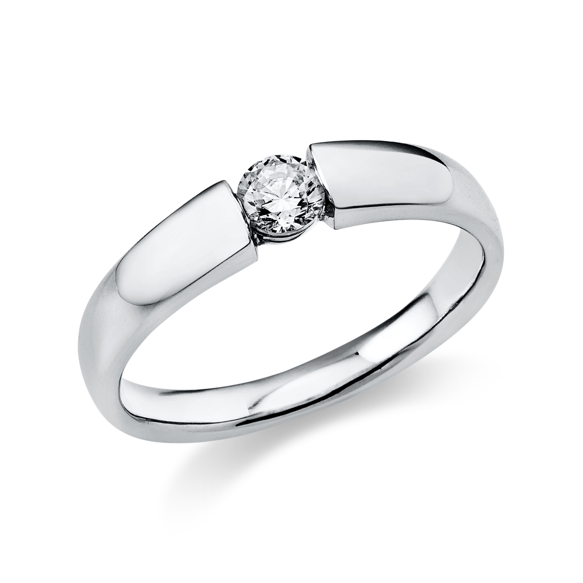 diamond full cut  solitaire ring in white gold