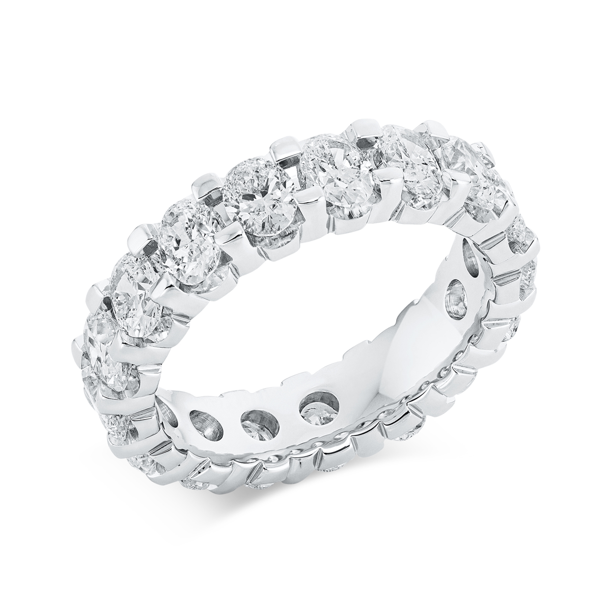 oval  eternity full ring in white gold