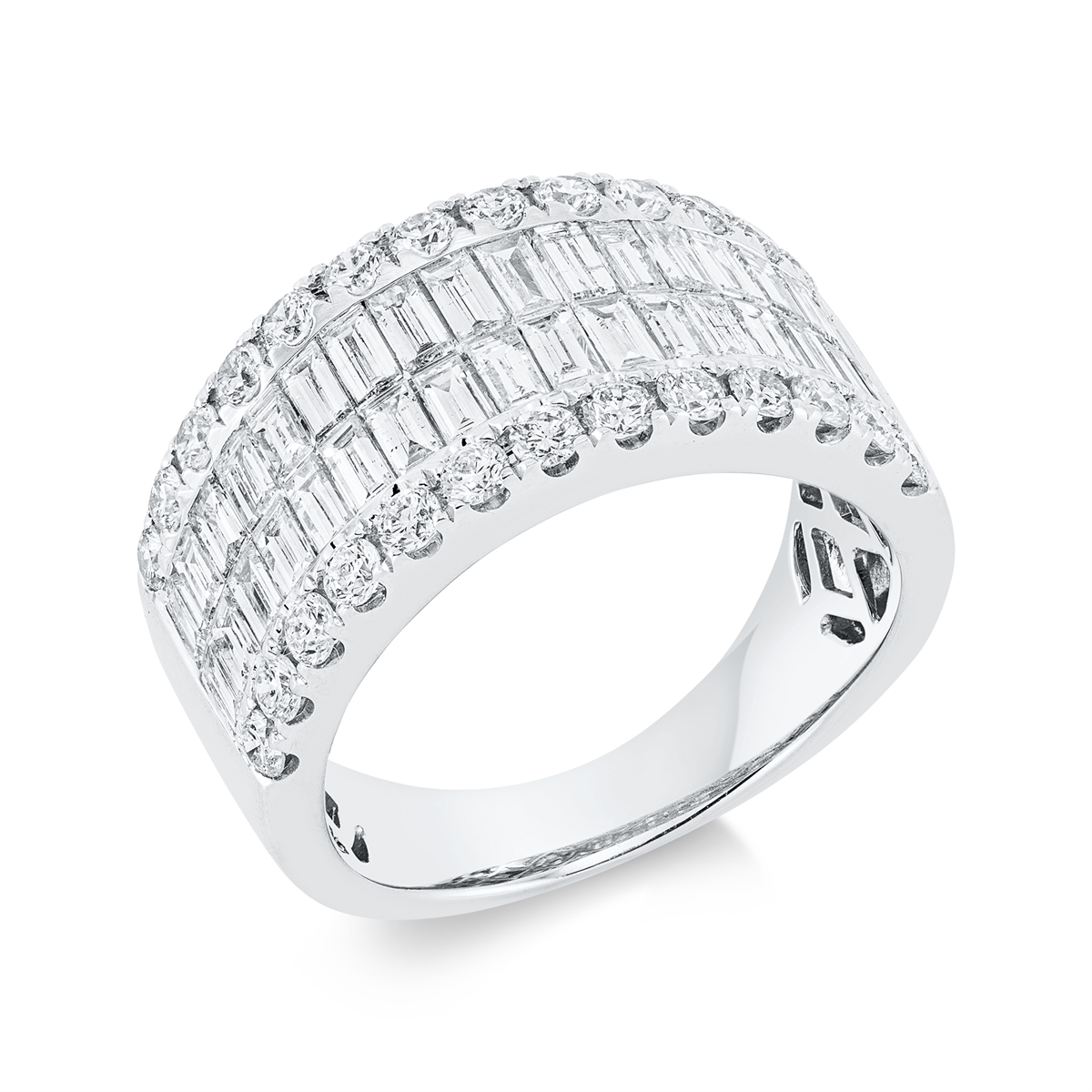diamond full cut  baguette ring in white gold