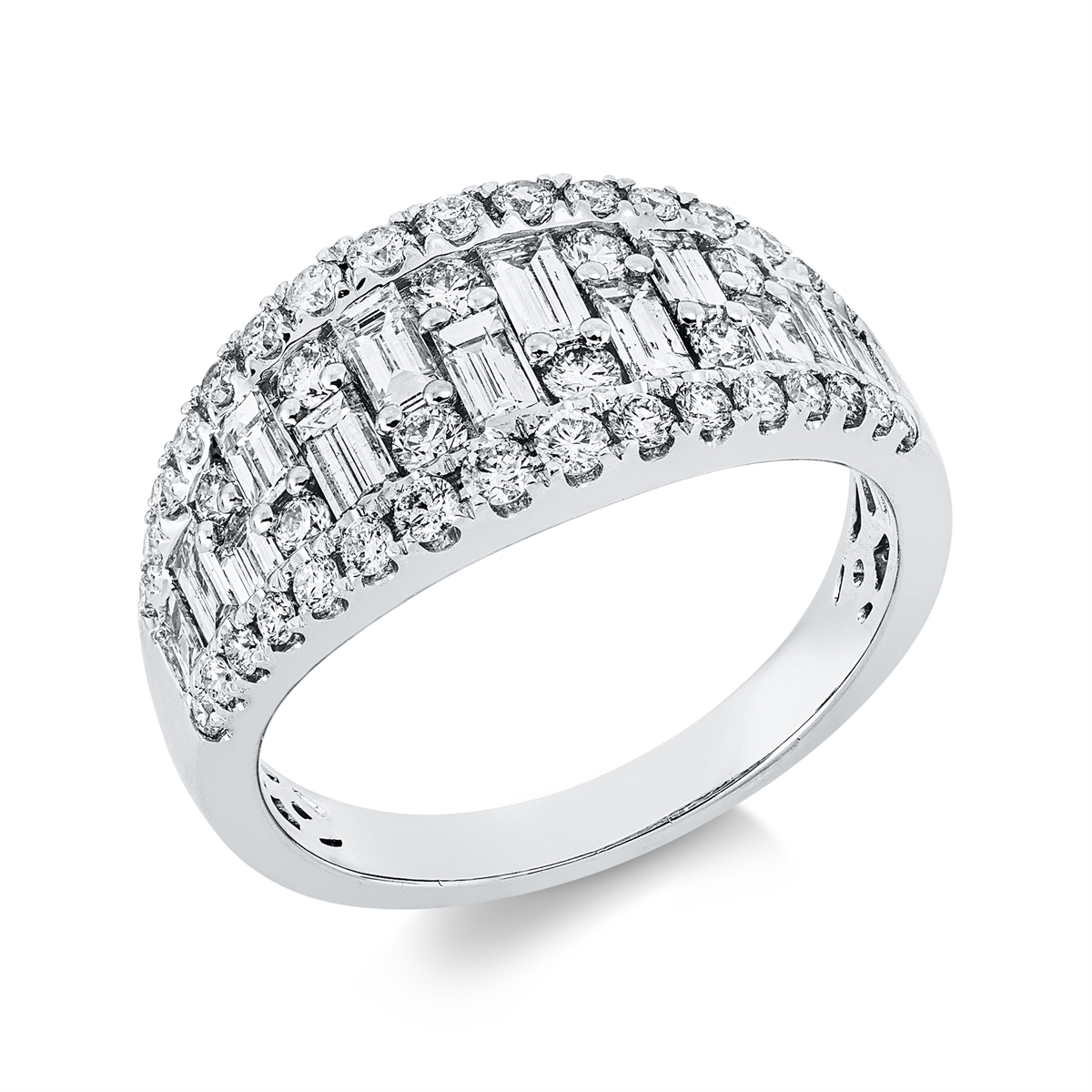 diamond full cut  baguette ring in white gold