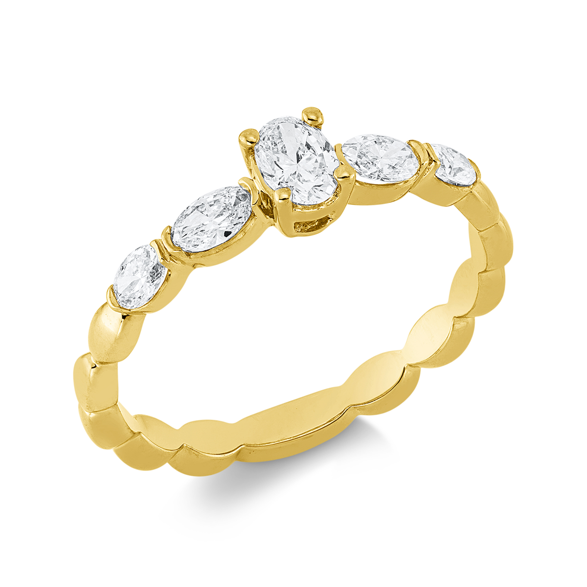 oval  solitaire ring in yellow gold