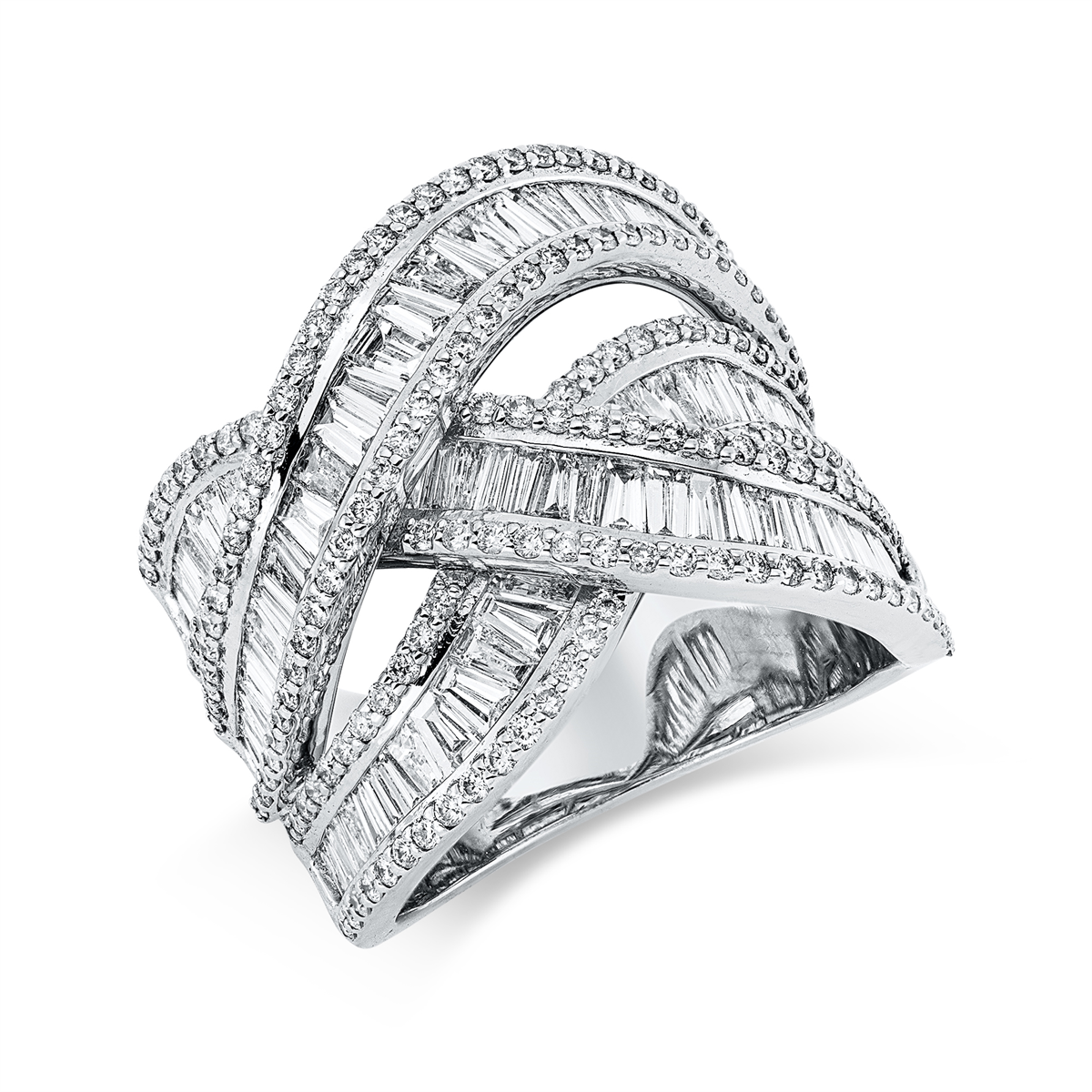 diamond full cut  baguette ring in white gold