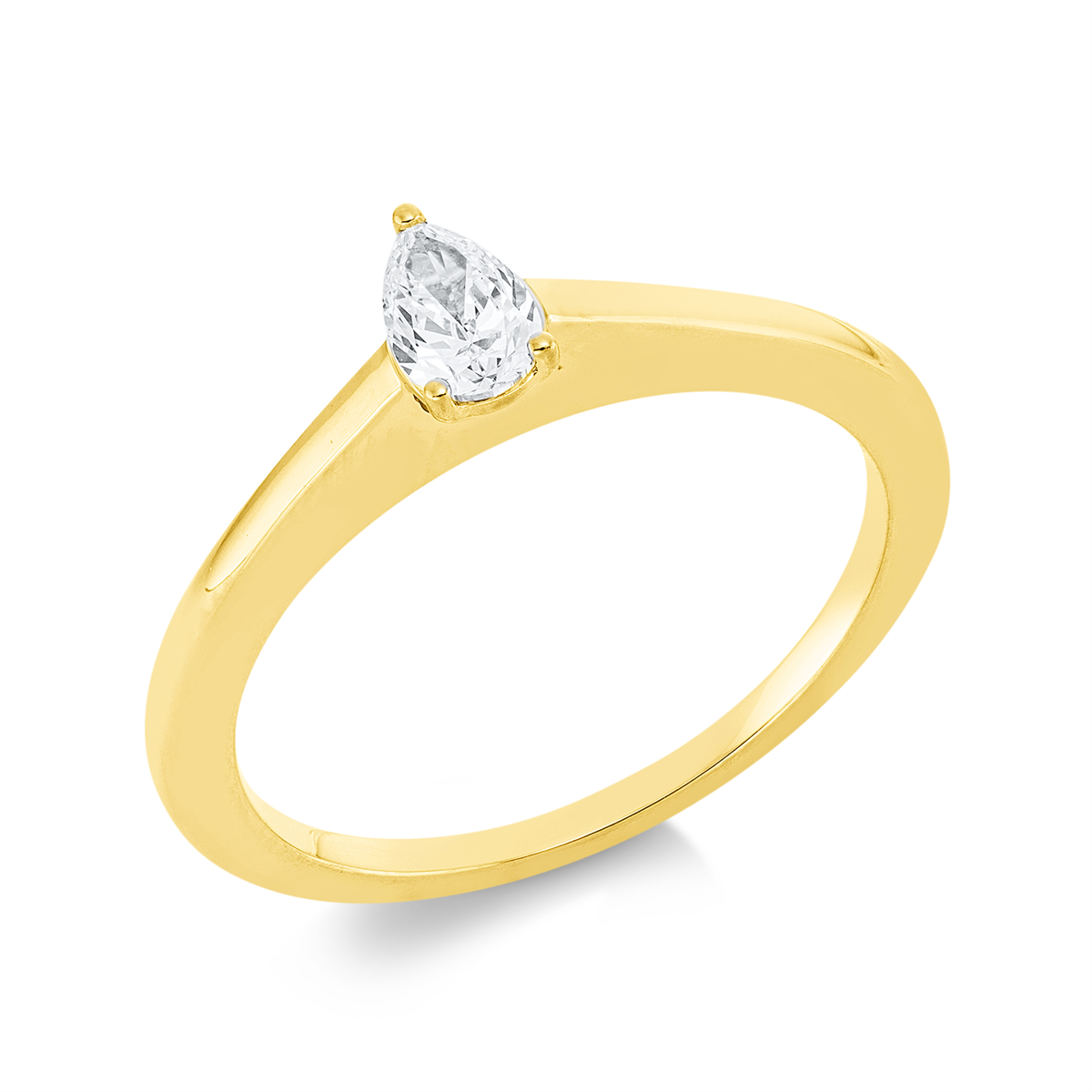 pear shape  solitaire ring in yellow gold