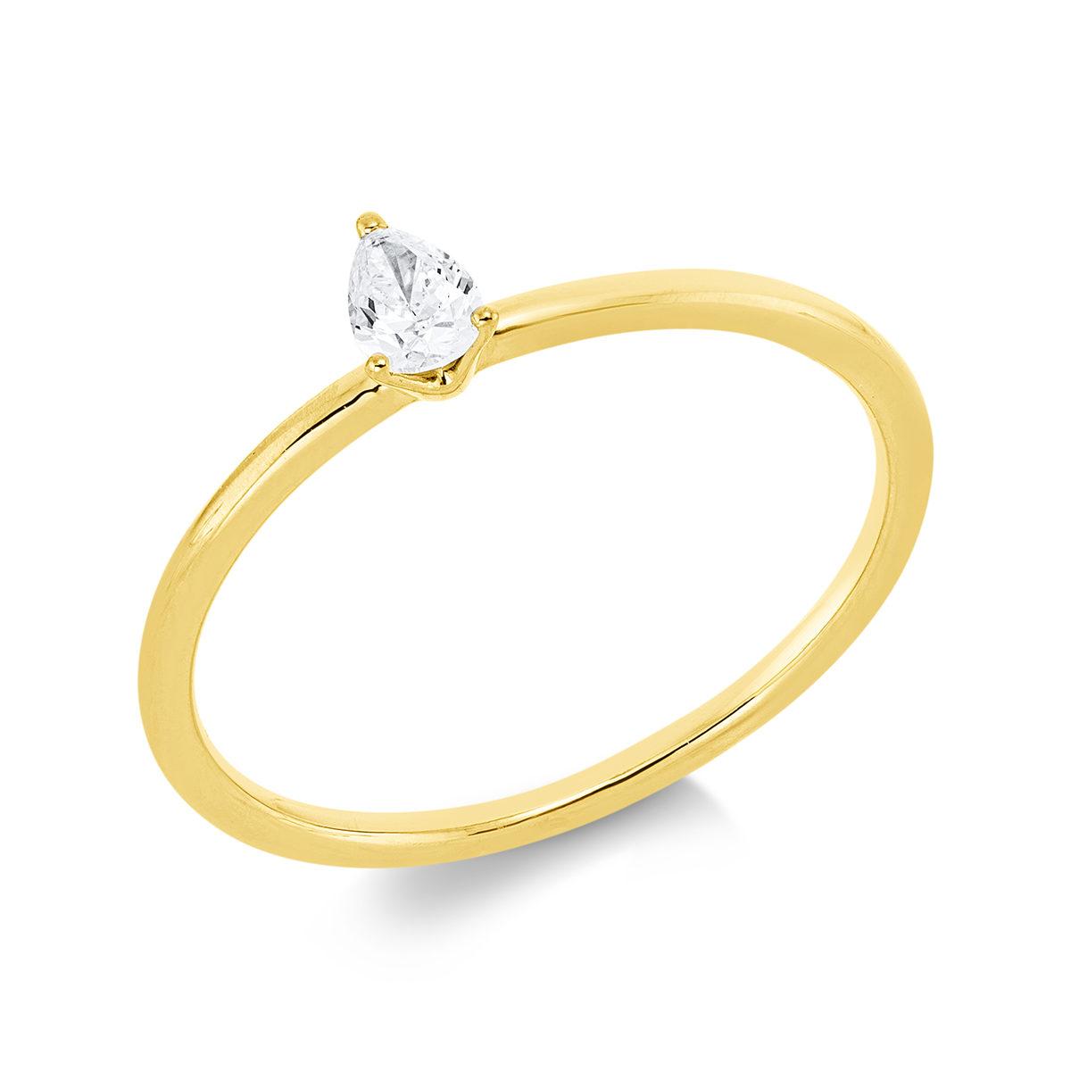 pear shape  solitaire ring in yellow gold