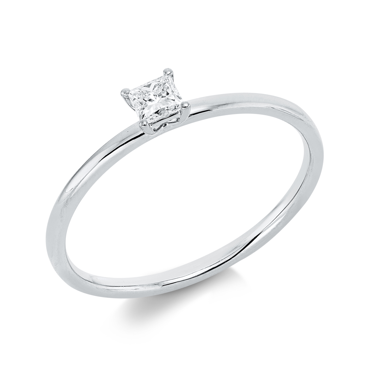 princess  solitaire ring in white gold