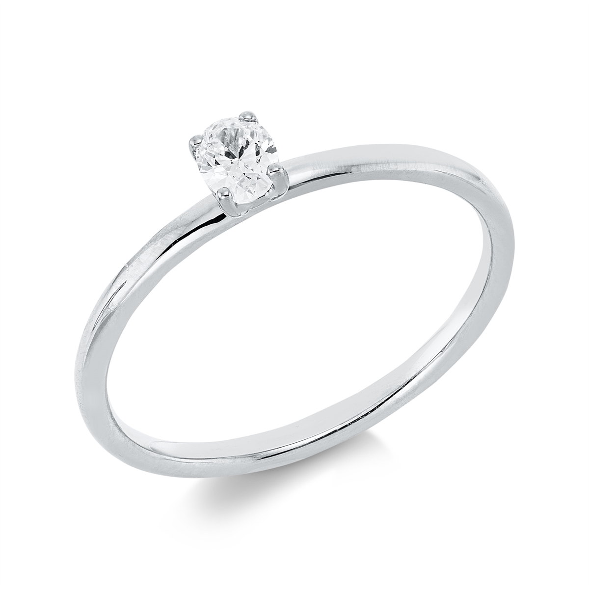 oval  solitaire ring in white gold