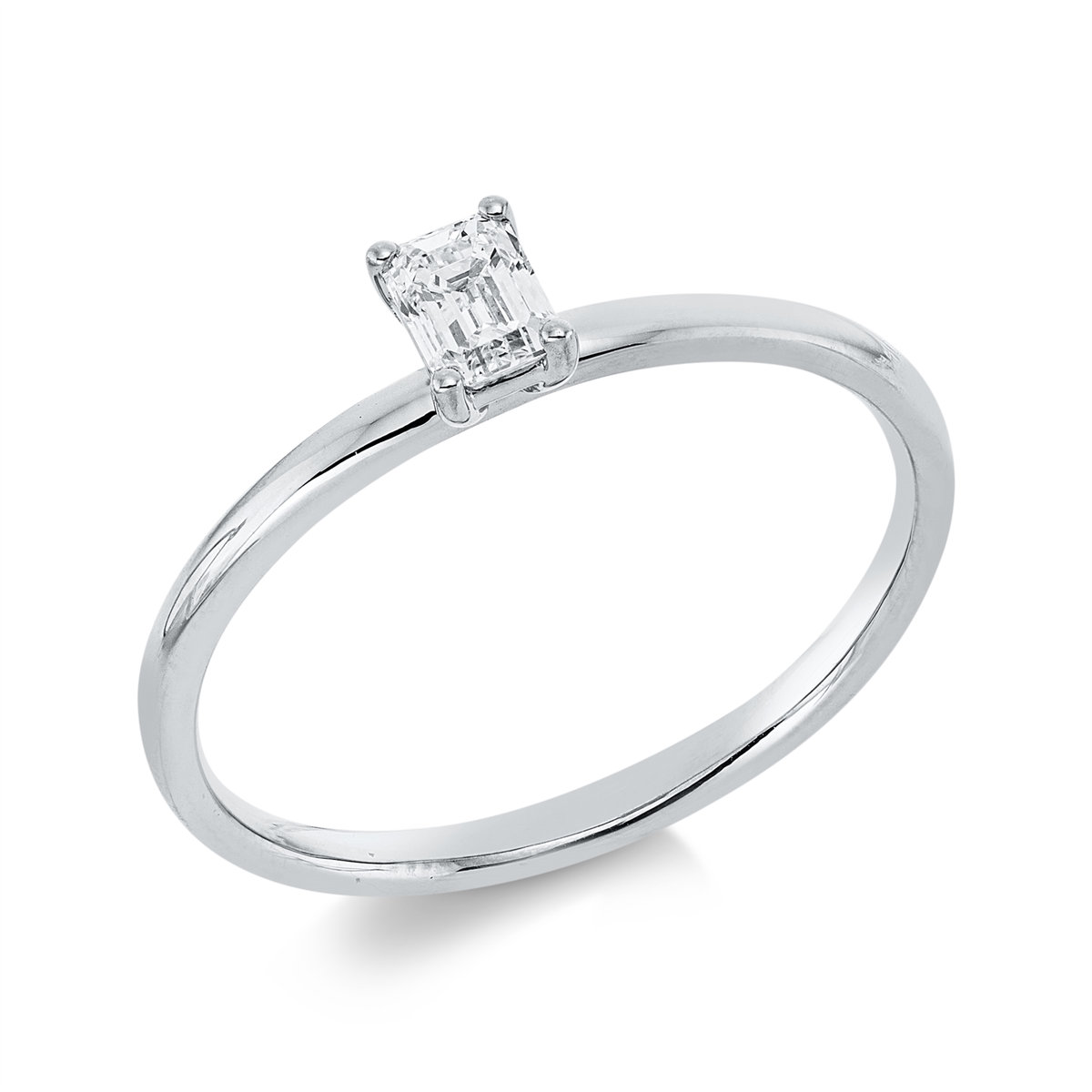 emerald cut  solitaire ring in white gold
