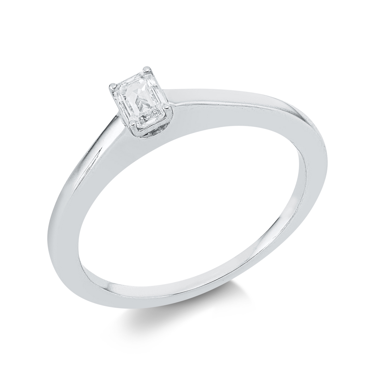 emerald cut  solitaire ring in white gold