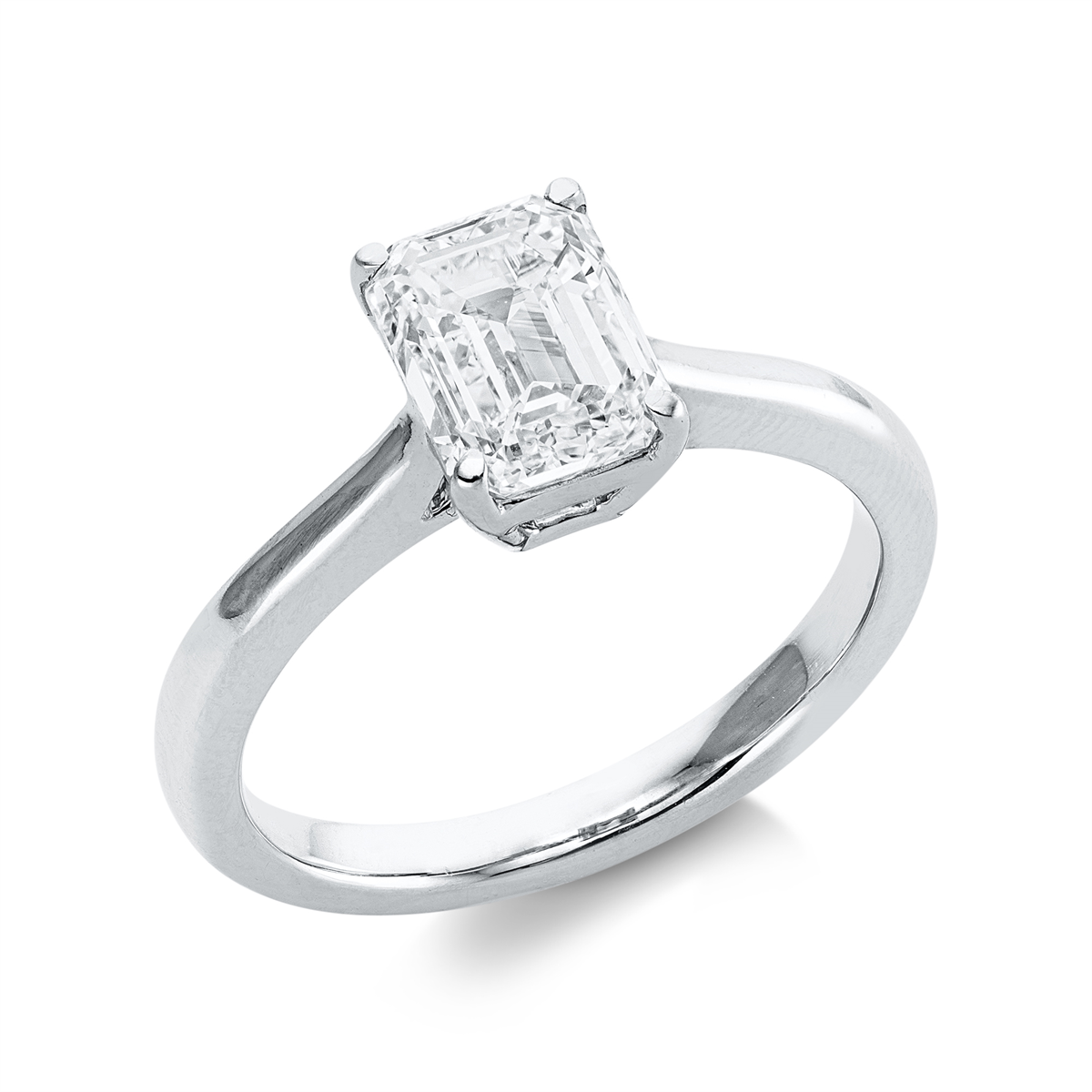 emerald cut  solitaire ring in white gold