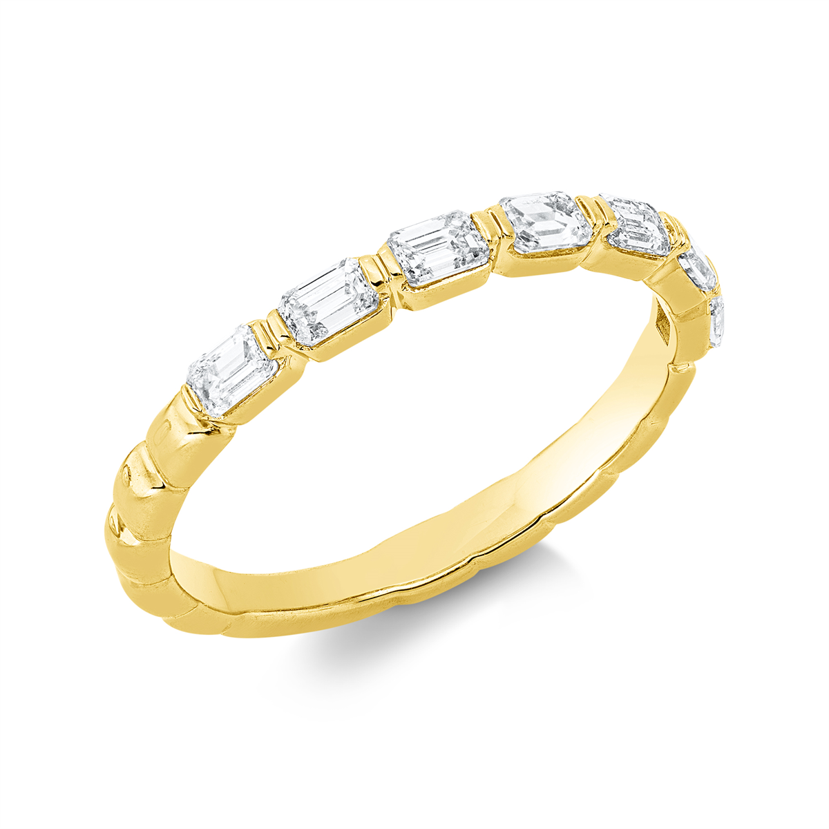 emerald cut  modern woman ring in yellow gold