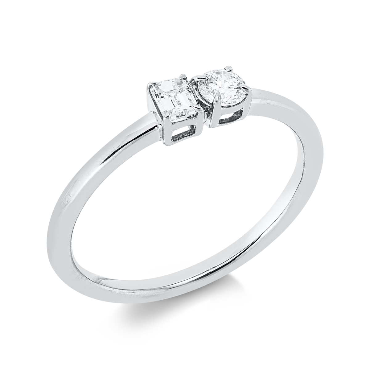 diamond full cut  solitaire with accent stones ring in white gold