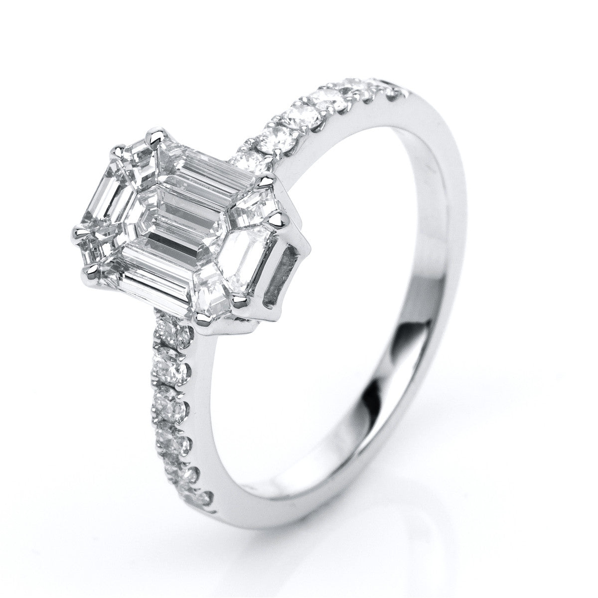 emerald cut  illusion classic ring in white gold