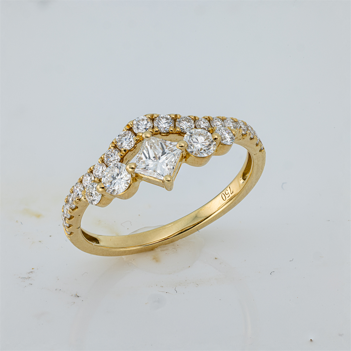 modern woman ring - 1JI34