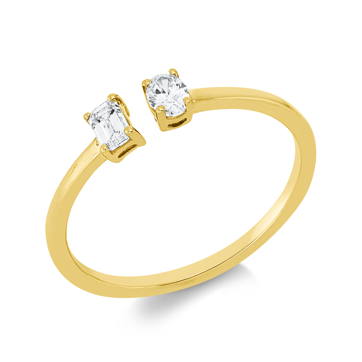 emerald cut  modern woman ring in yellow gold