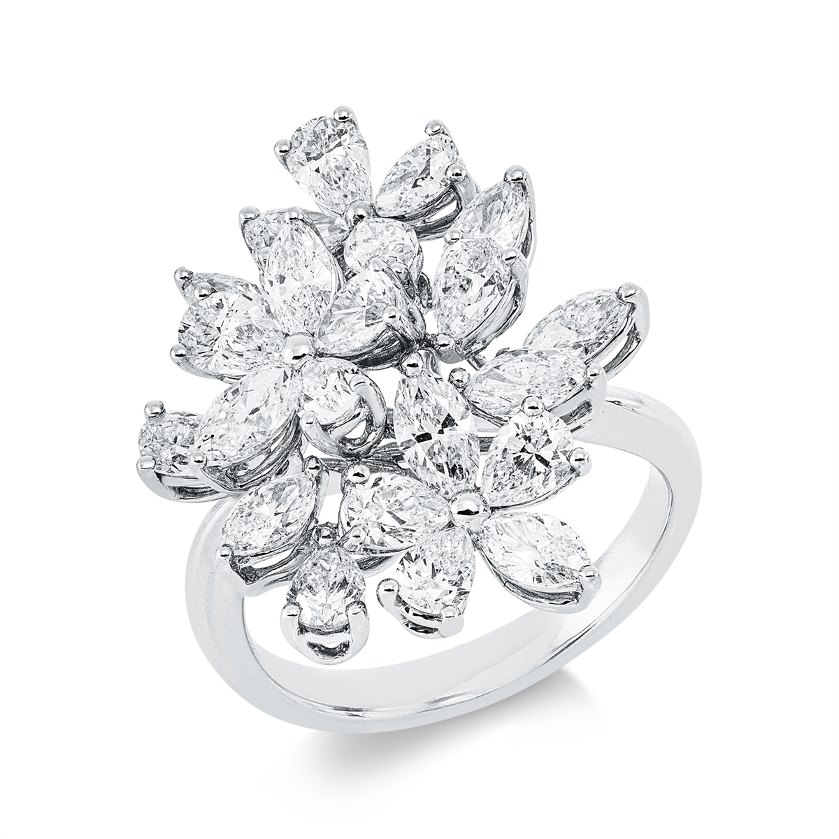 pear shape  exclusive ring in white gold