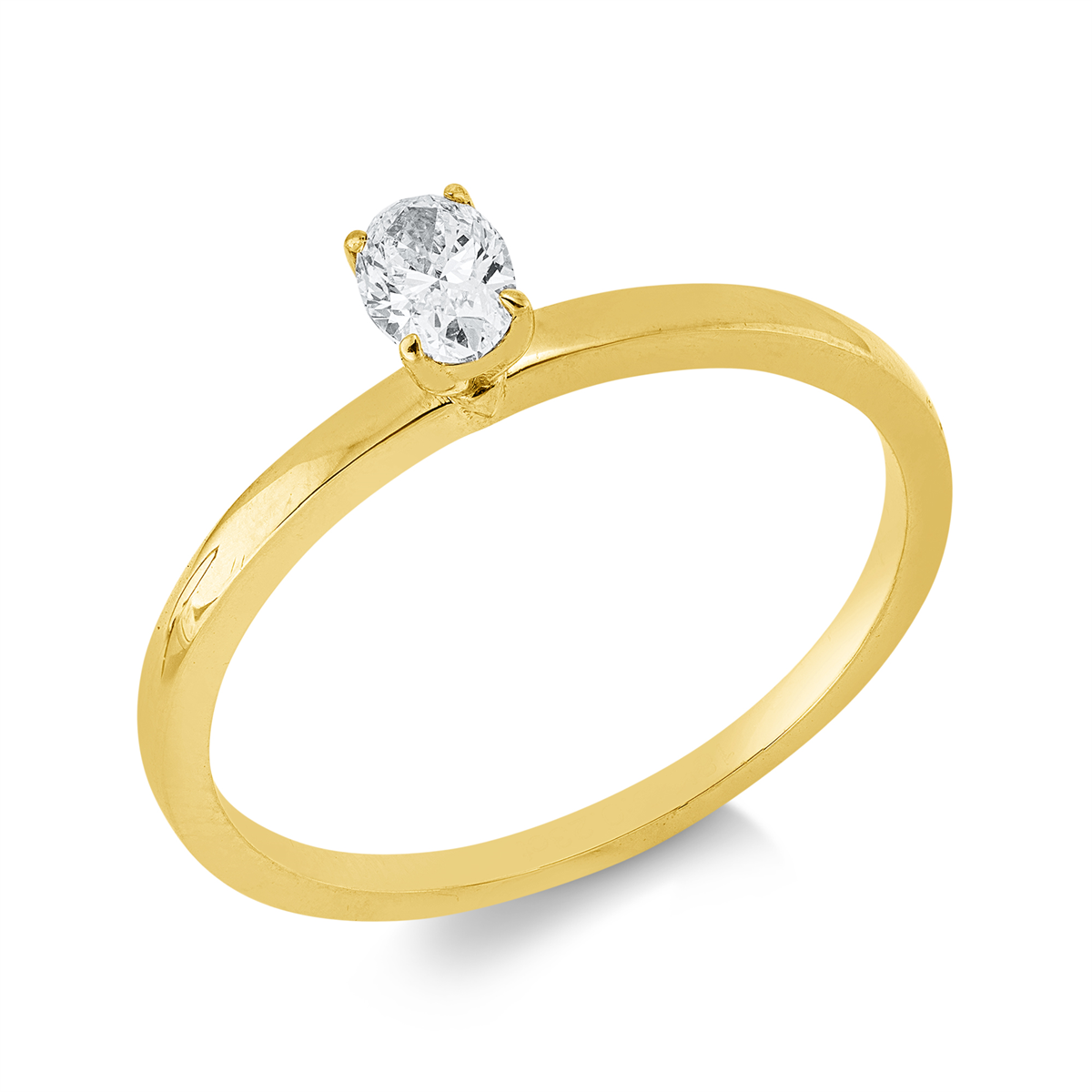 oval  solitaire ring in yellow gold