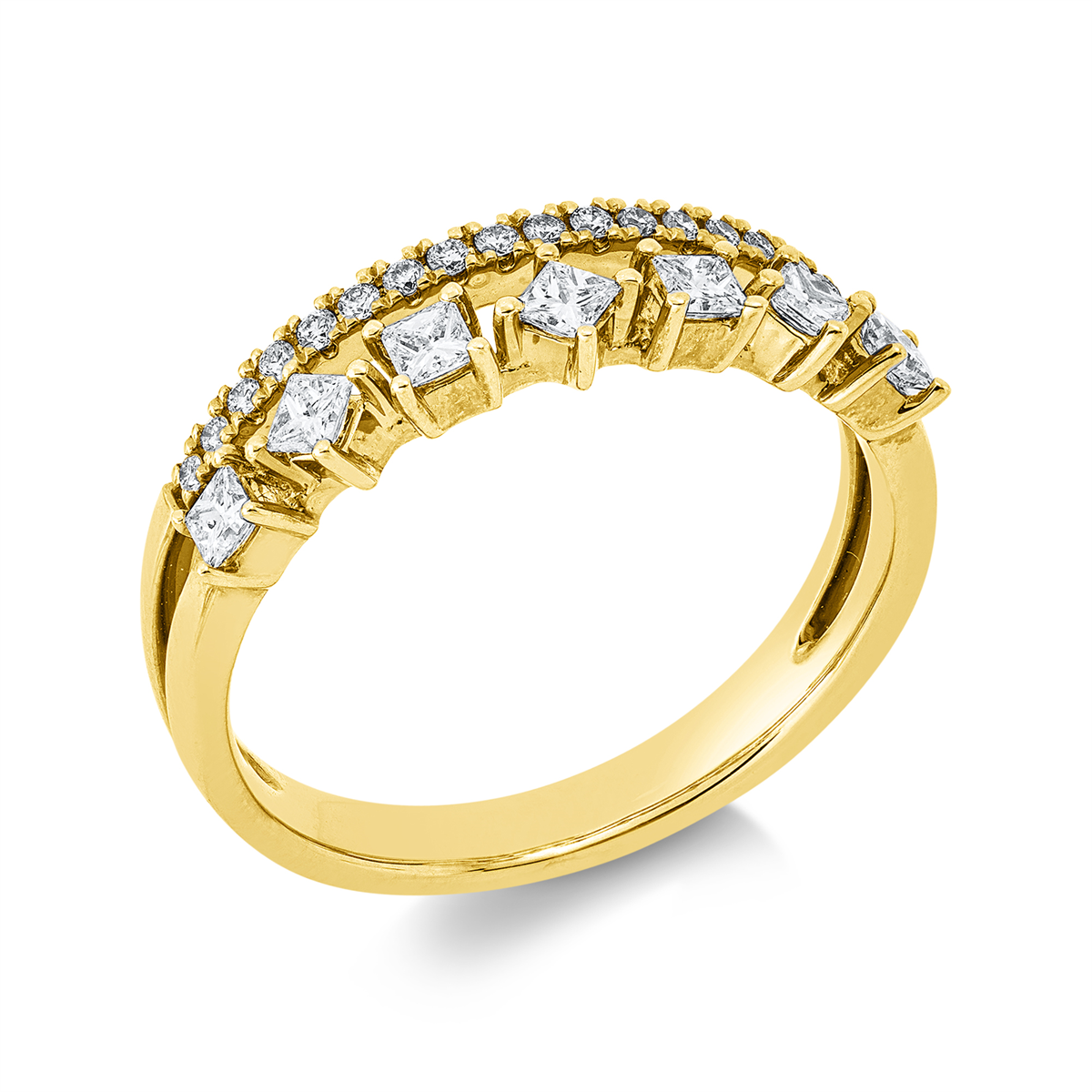 diamond full cut  baguette ring in yellow gold