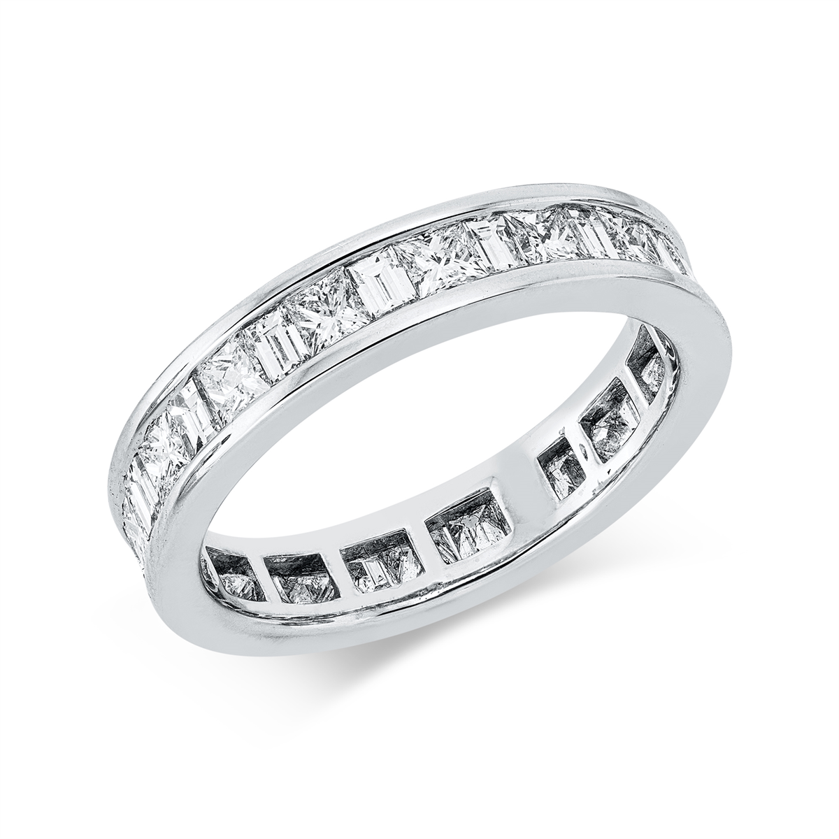 princess  baguette ring in white gold