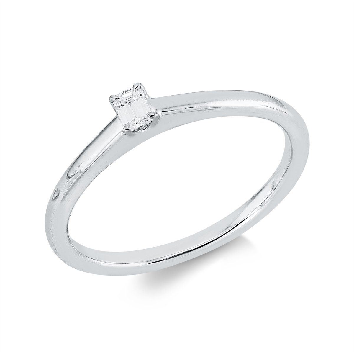 emerald cut  solitaire ring in white gold