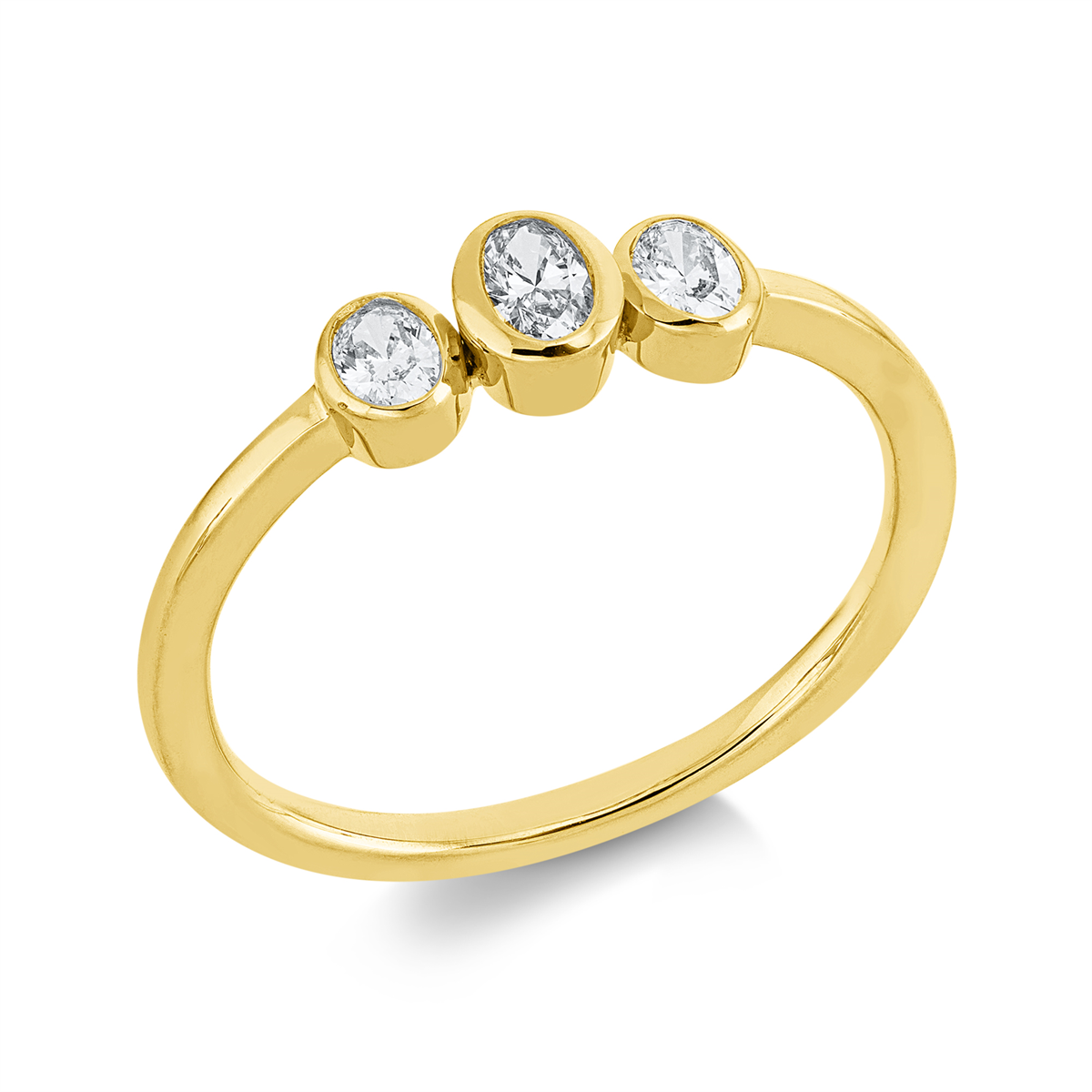 oval  modern woman ring in yellow gold
